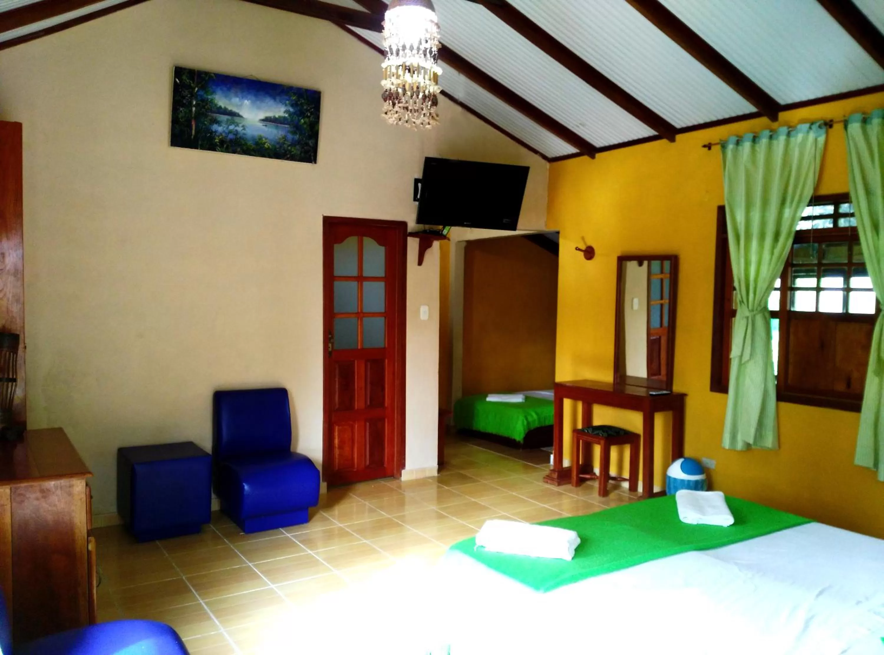 Photo of the whole room in Cabañas Yakuruna
