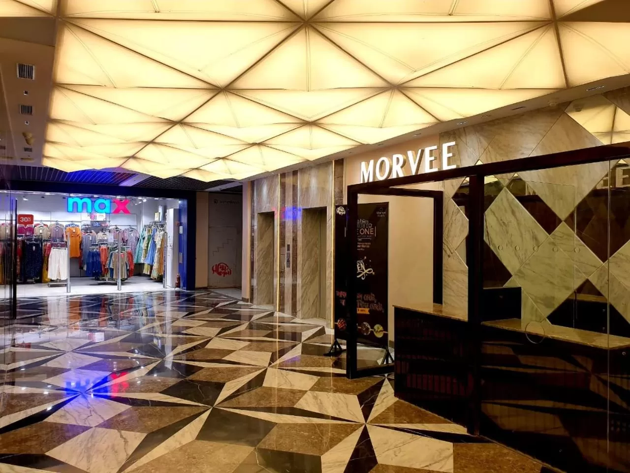 Lobby or reception in Morvee Hotels Durgapur