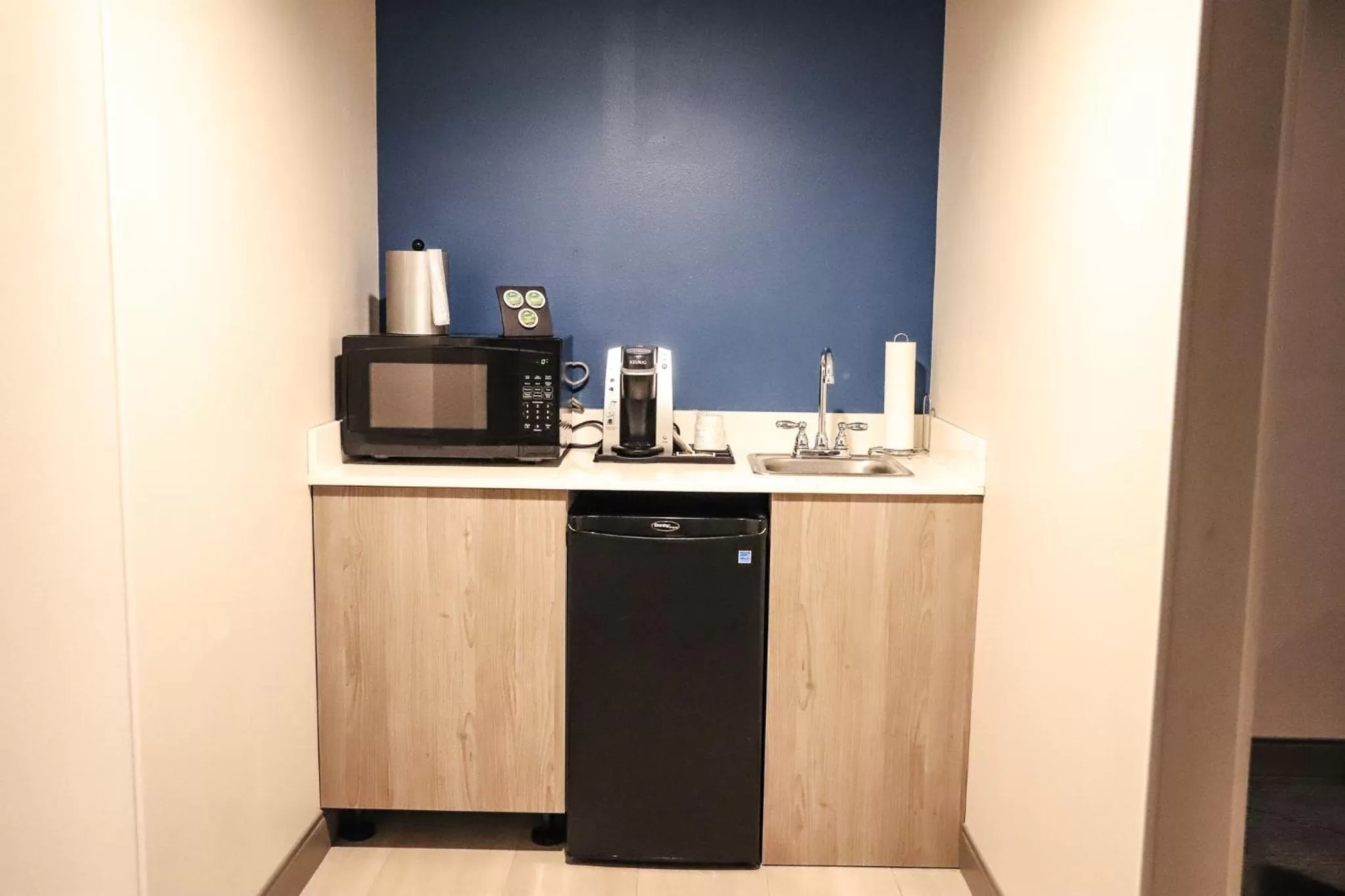 Photo of the whole room in Holiday Inn Express & Suites Donegal by IHG