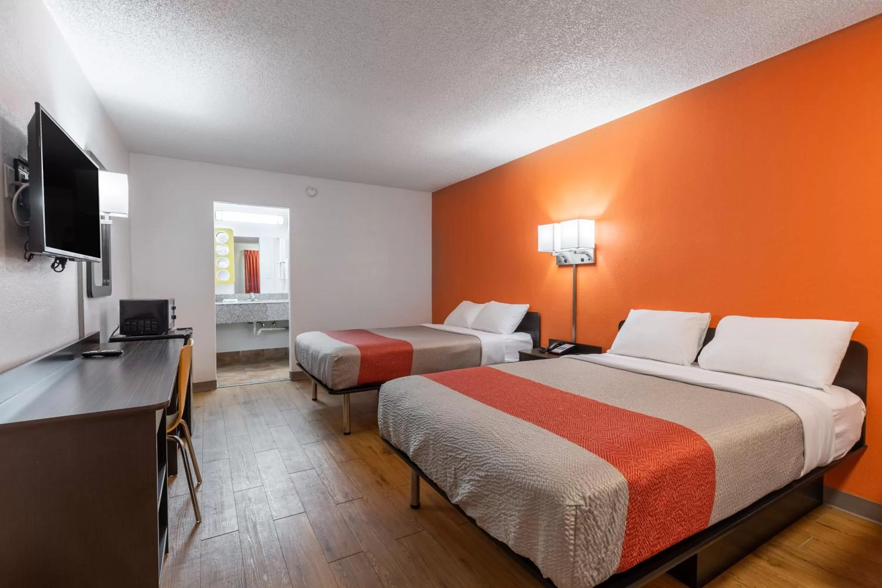 Bedroom, Bed in Motel 6-Bryan, TX - University Area