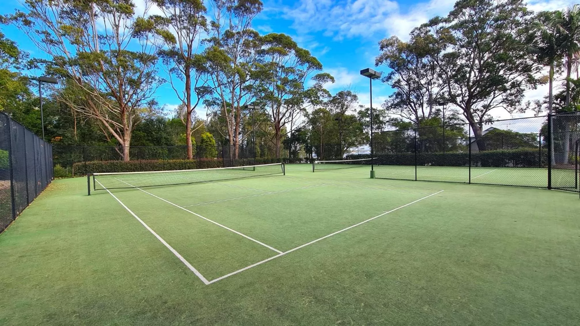 Tennis court in Stay At Raffertys Resort