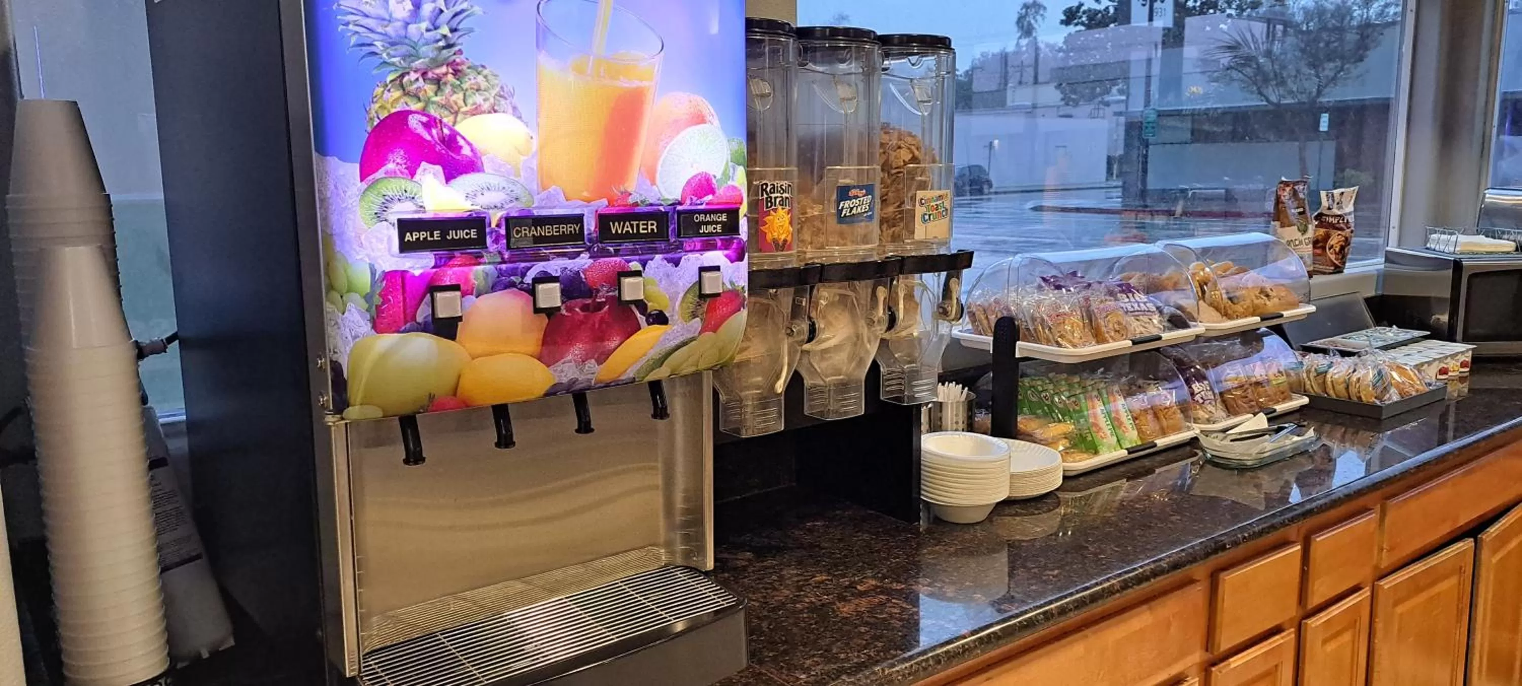 Breakfast in Portofino Inn Burbank