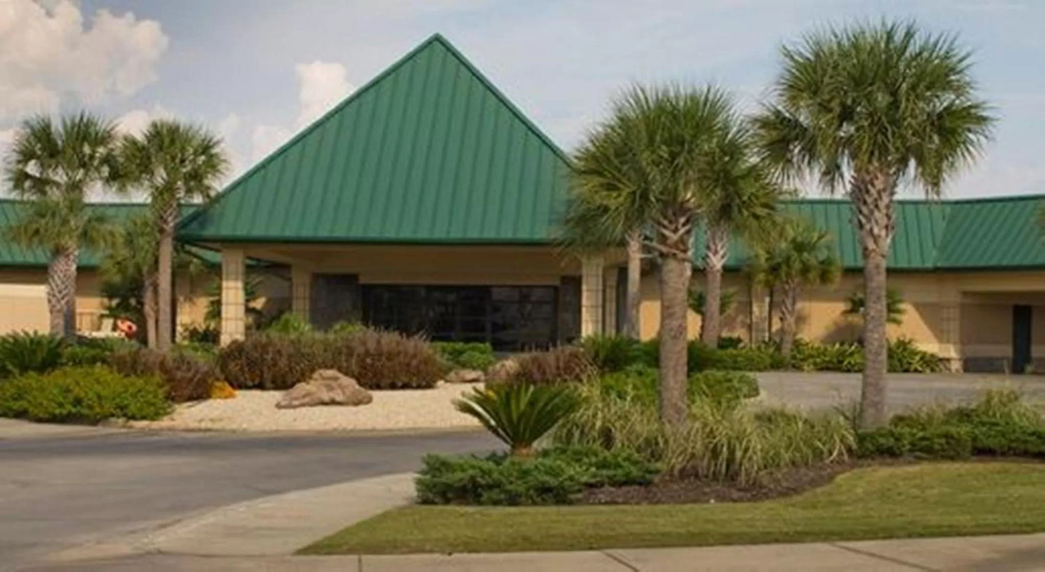 Property building in Hollywood Casino Gulf Coast