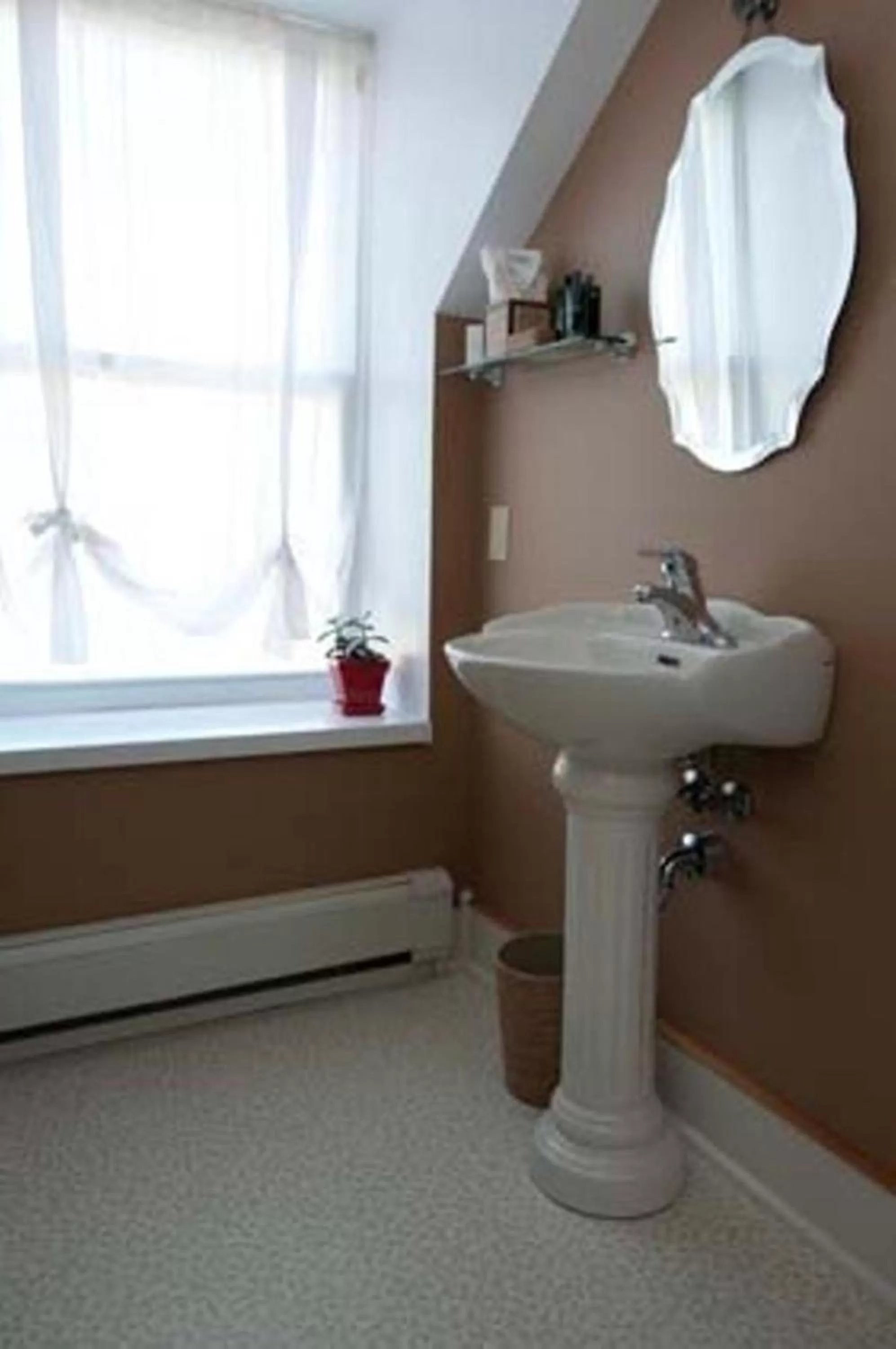 Hastings House Bed & Breakfast