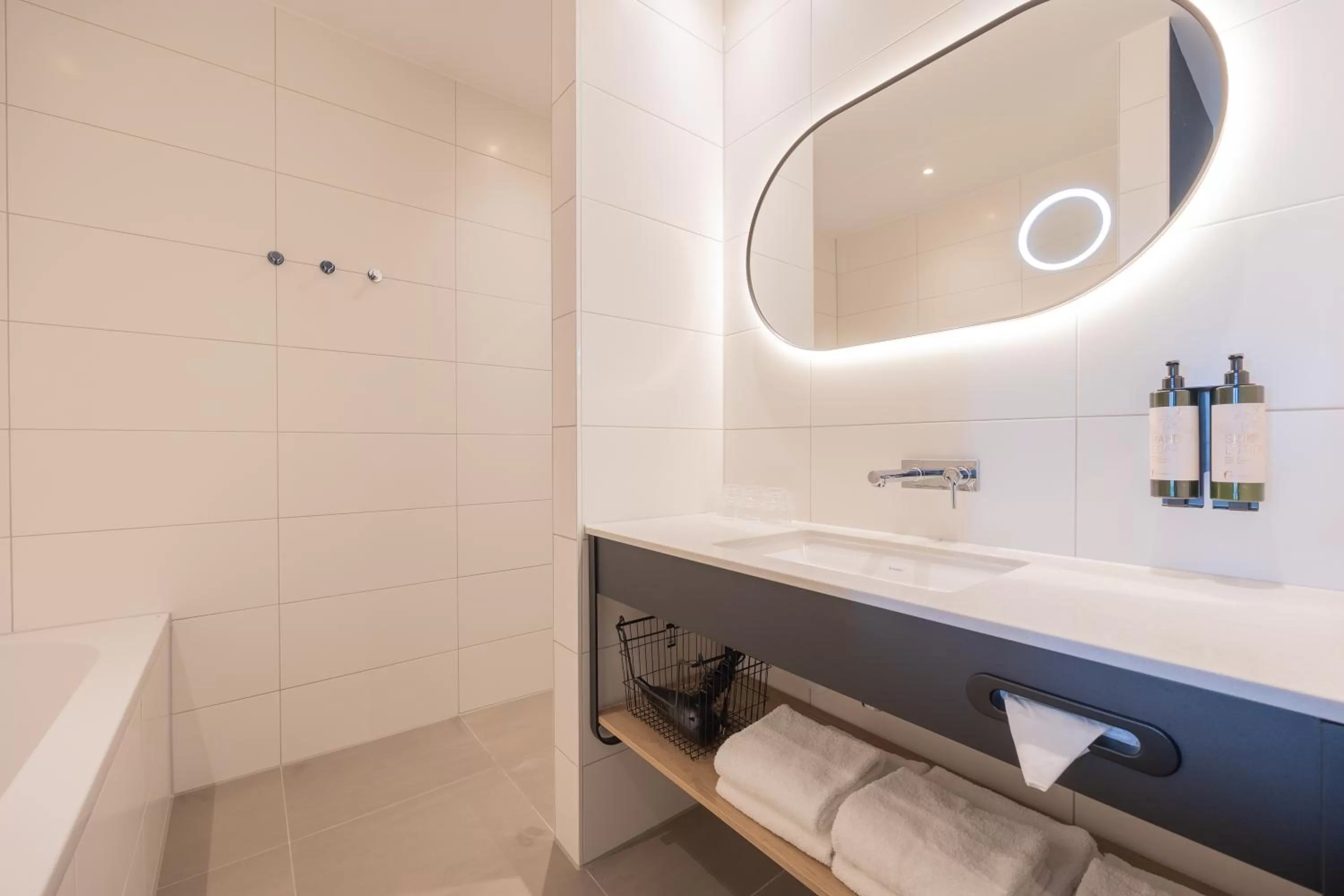 Bathroom in Van der Valk hotel Den Haag Wassenaar