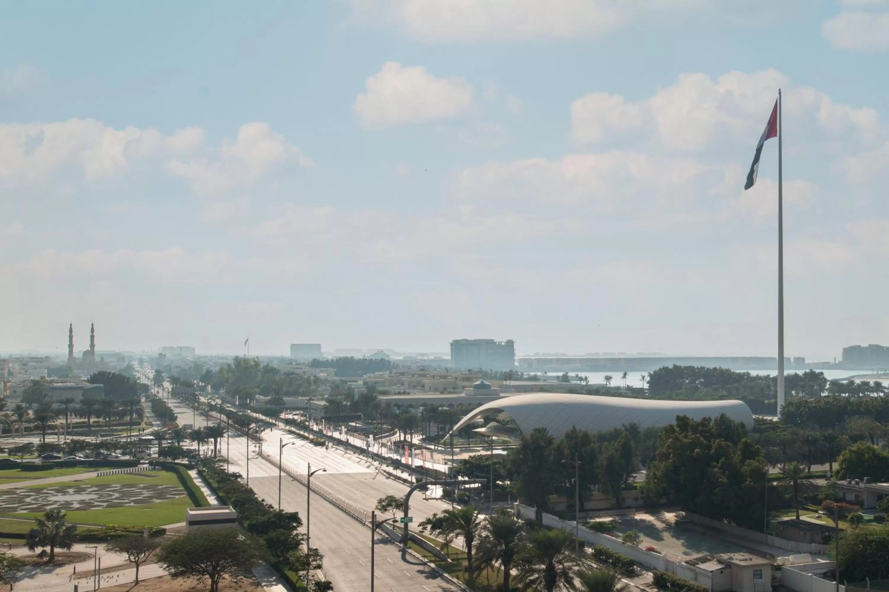 Area and facilities in Holiday Inn Express Dubai, Jumeirah by IHG