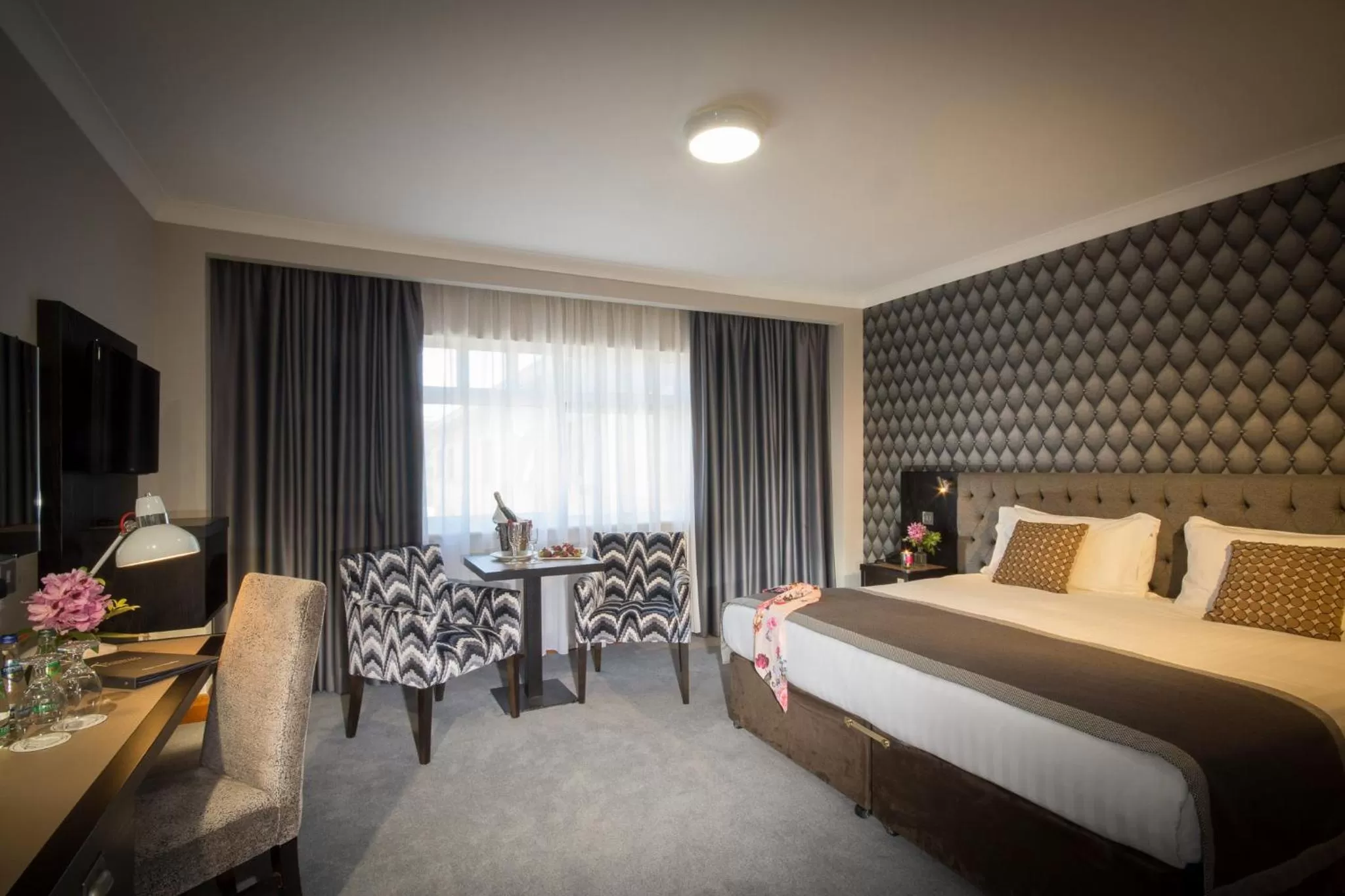 Day, Bed in Talbot Hotel Cork