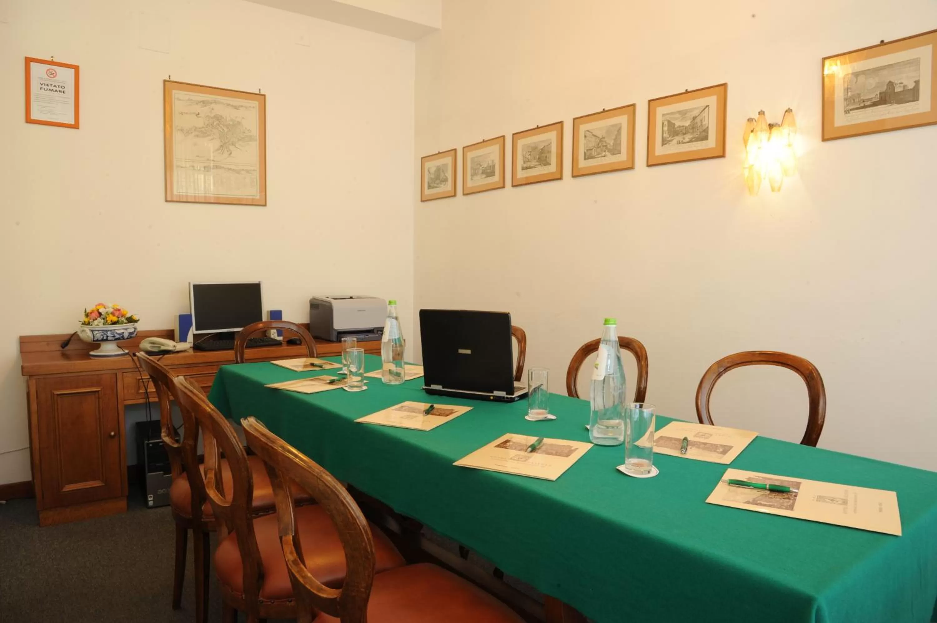 Business facilities in Grifone Hotel