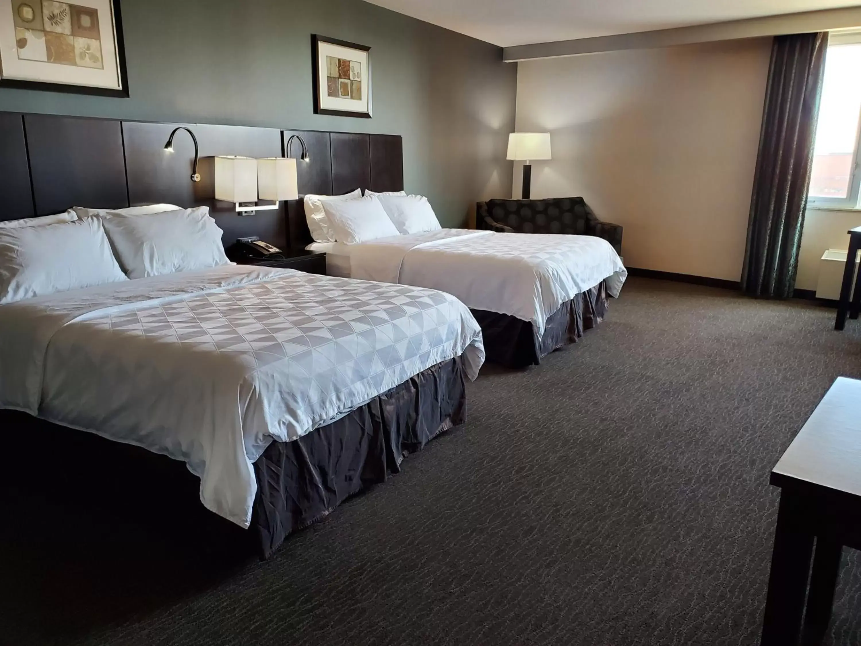 Holiday Inn Saskatoon Downtown by IHG Holiday Inn Saskatoon Downtown by IHG
