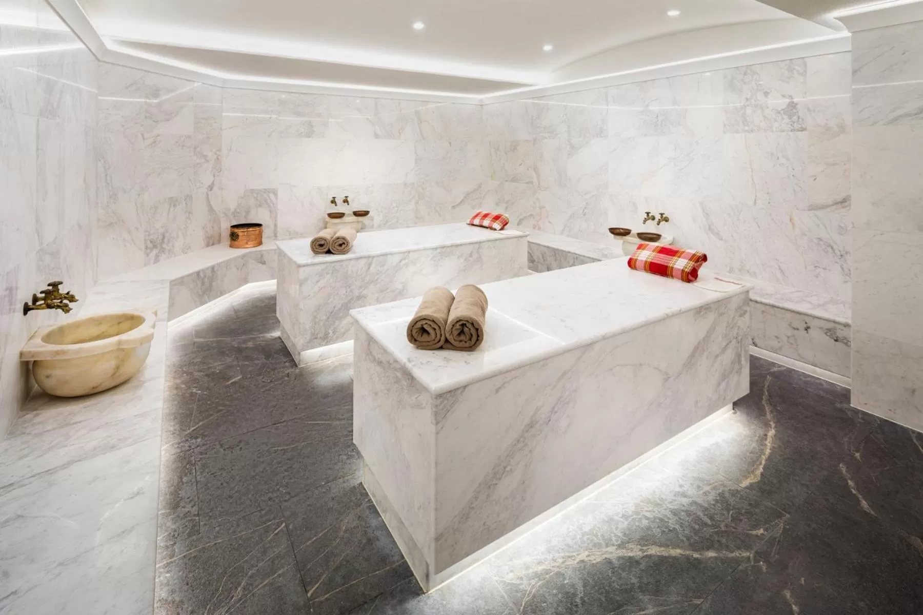 Spa and wellness centre/facilities in Kings' Valley Medical & Spa Hotel