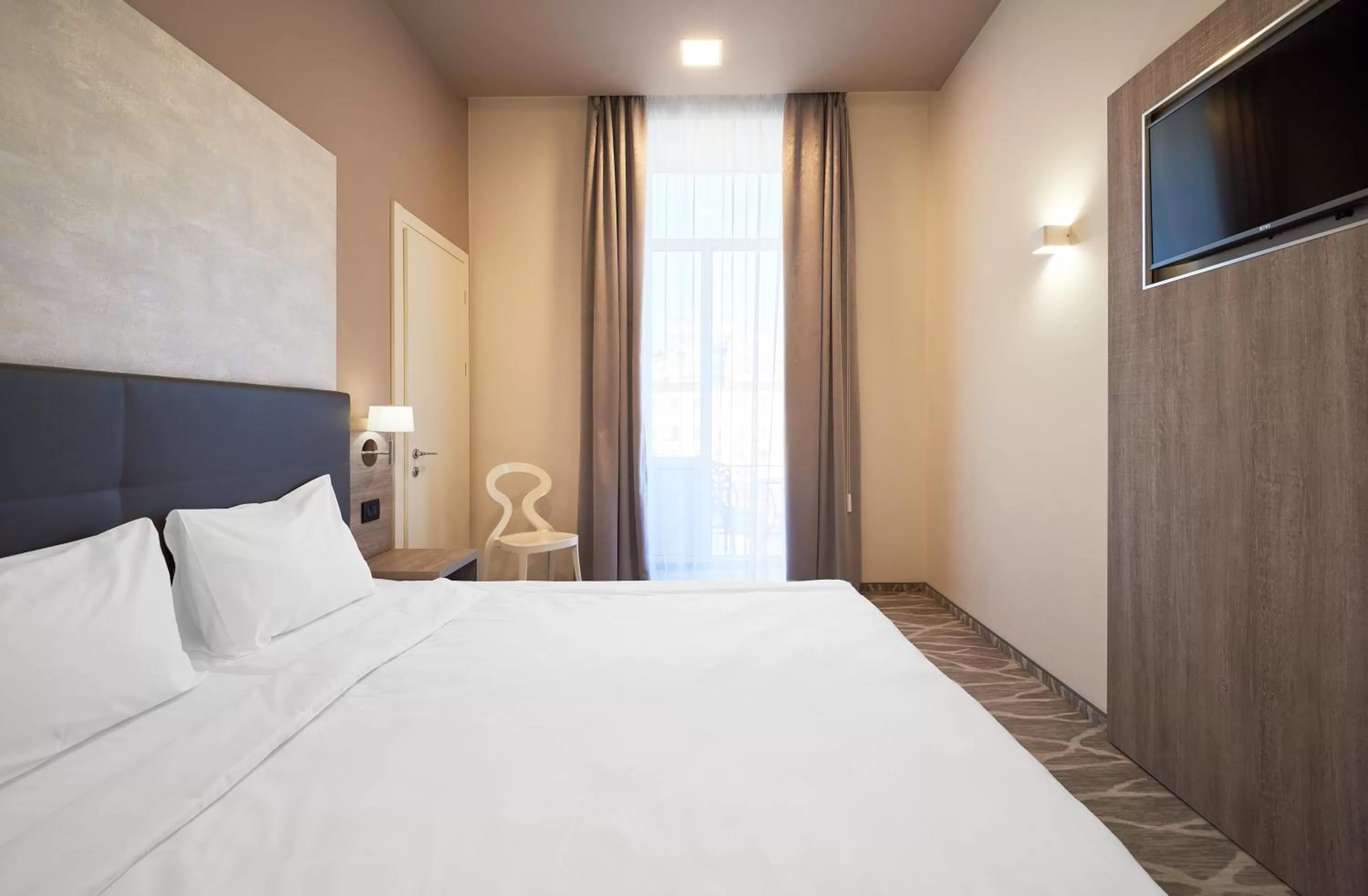 Photo of the whole room, Bed in Radisson Hotel City Centre Odesa