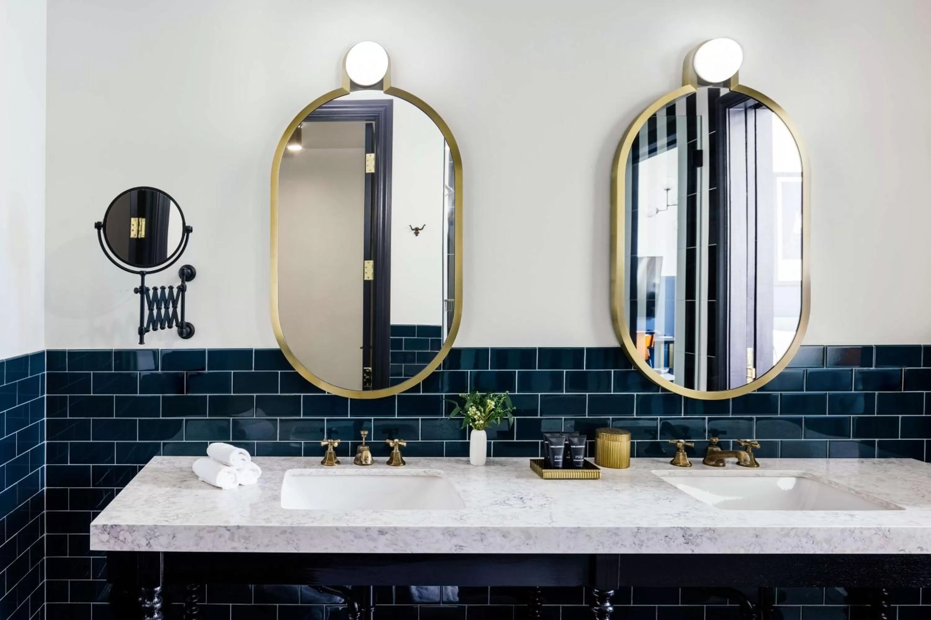 Bathroom in Dream Nashville, by Hyatt