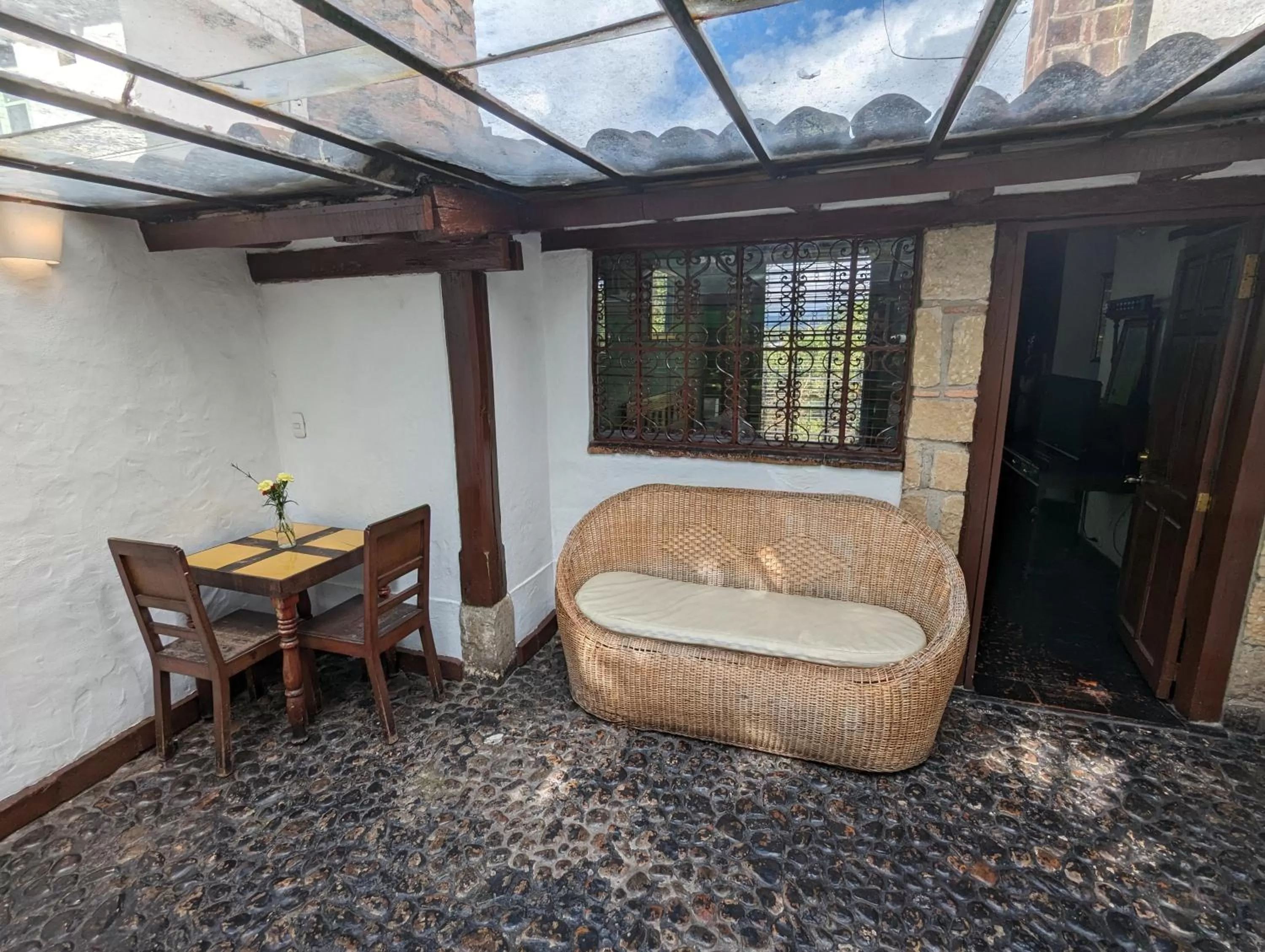 Balcony/Terrace, Seating Area in Posada Cafe La Huerta