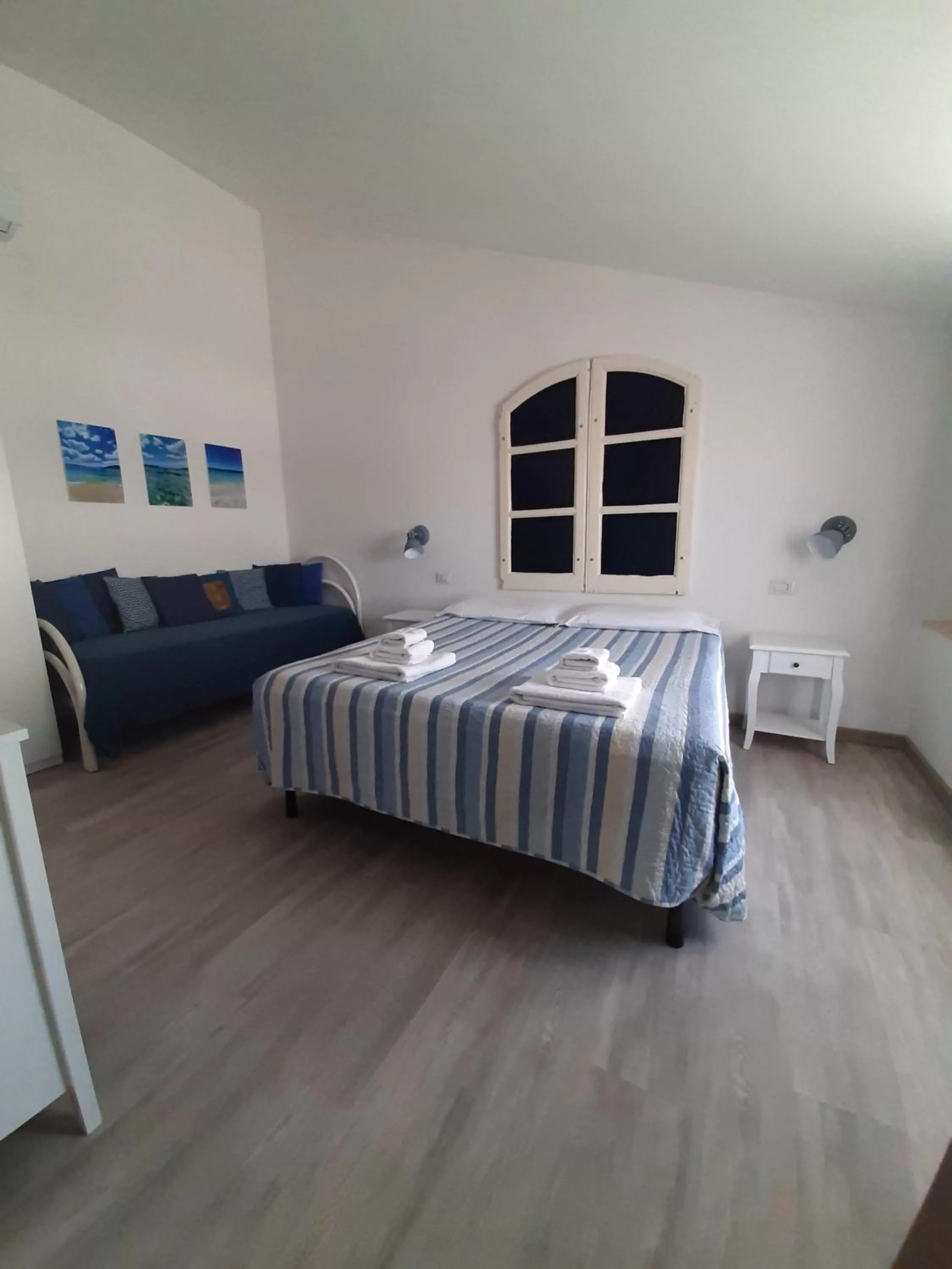 Other, Bed in Cuscino e Cappuccino B&B