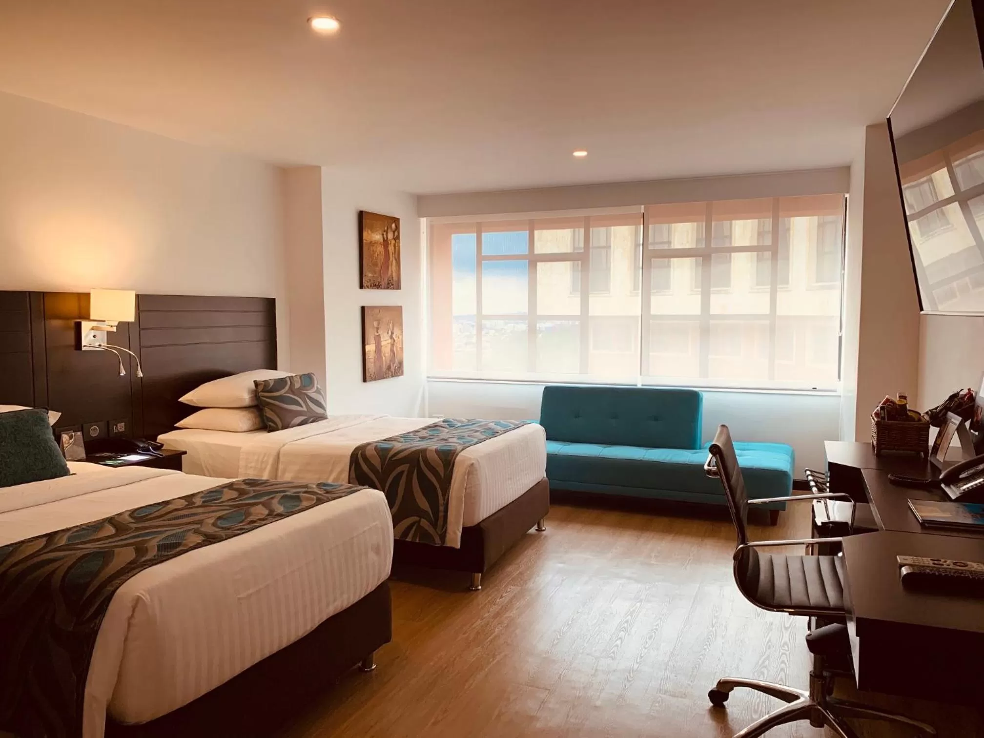 bunk bed, Bed in Hotel Dann Cali