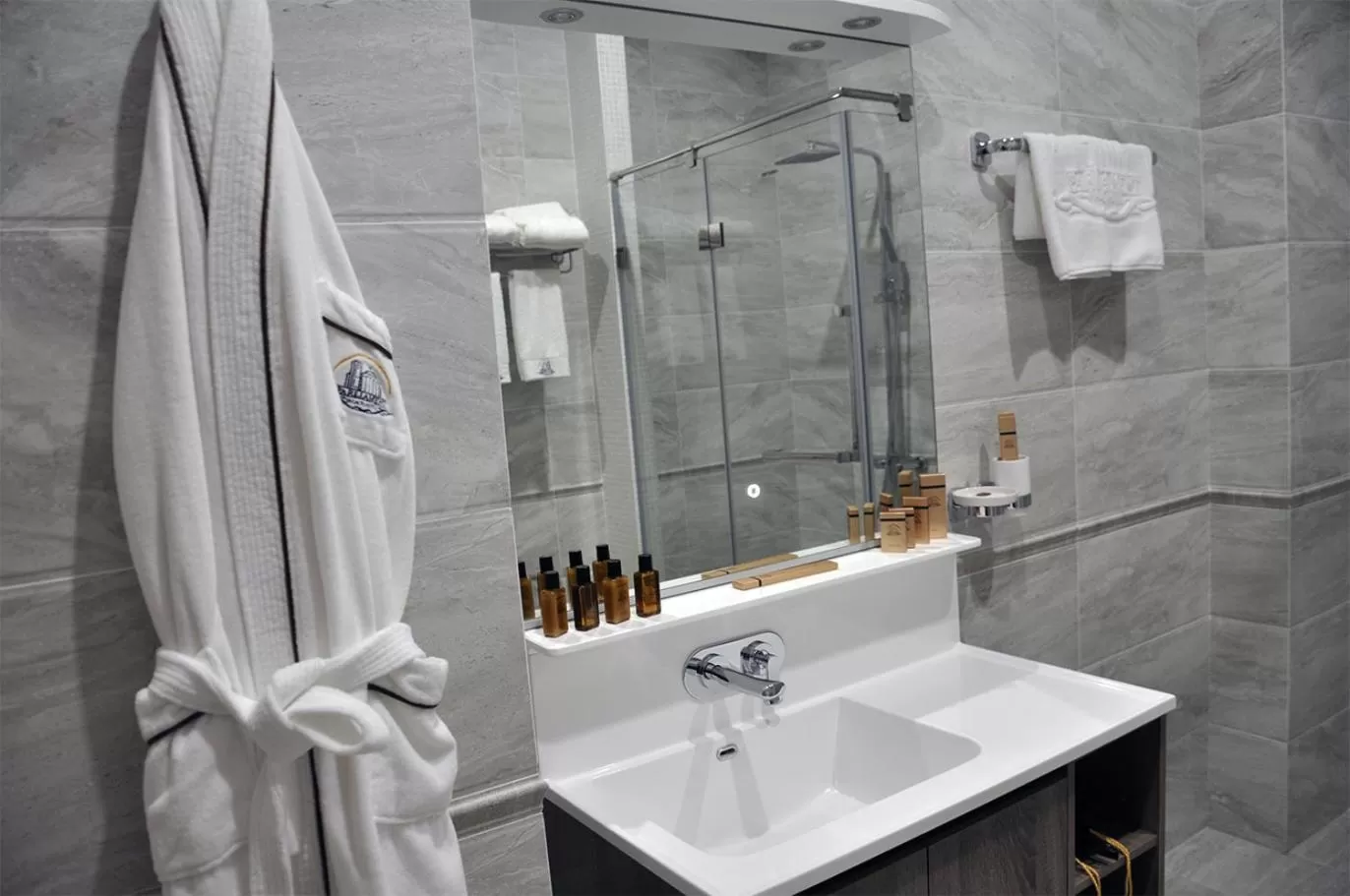 Parliament Palace Hotel