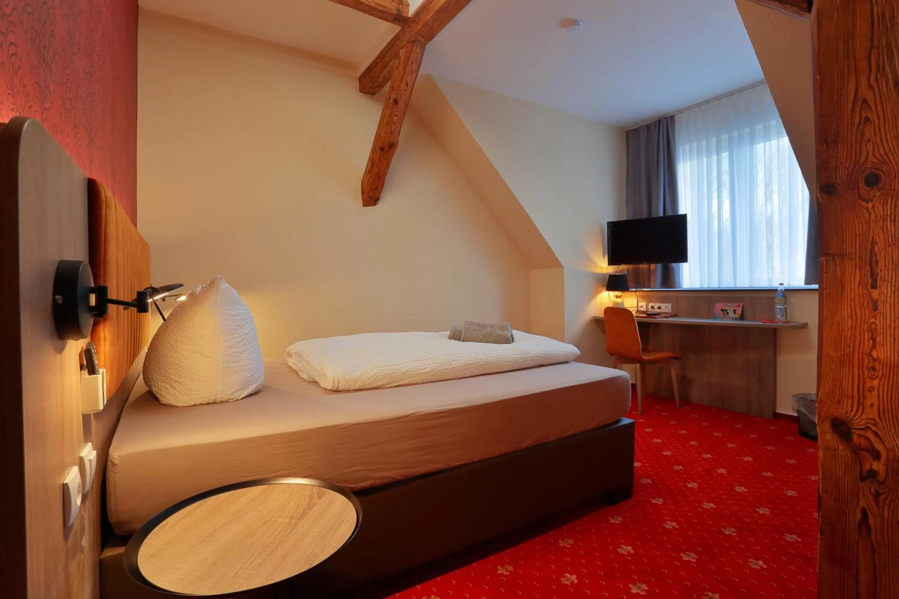 TV and multimedia, Bed in Landhotel & Brauhaus Prignitzer Hof