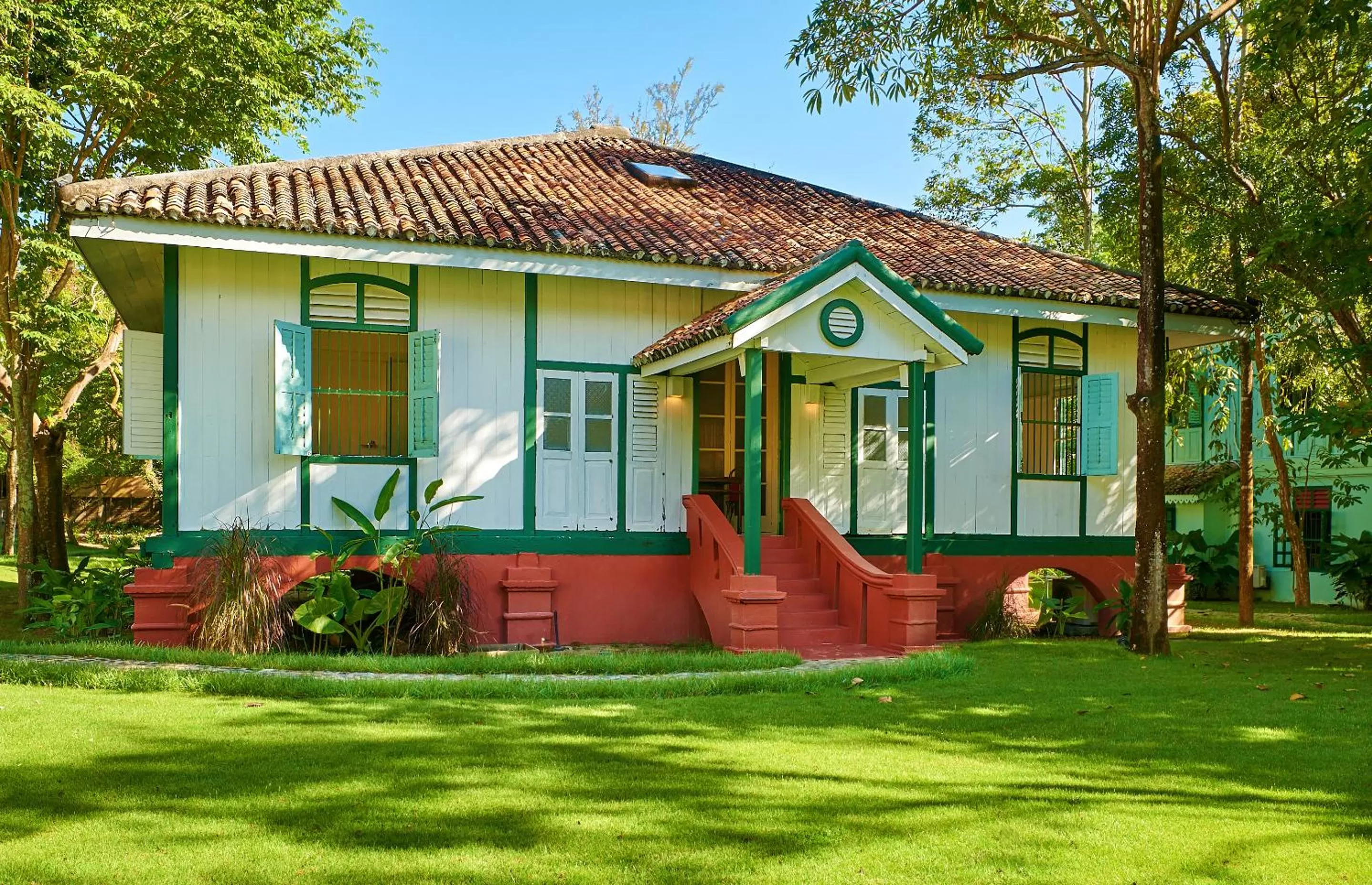 Garden in Temple Tree Resort