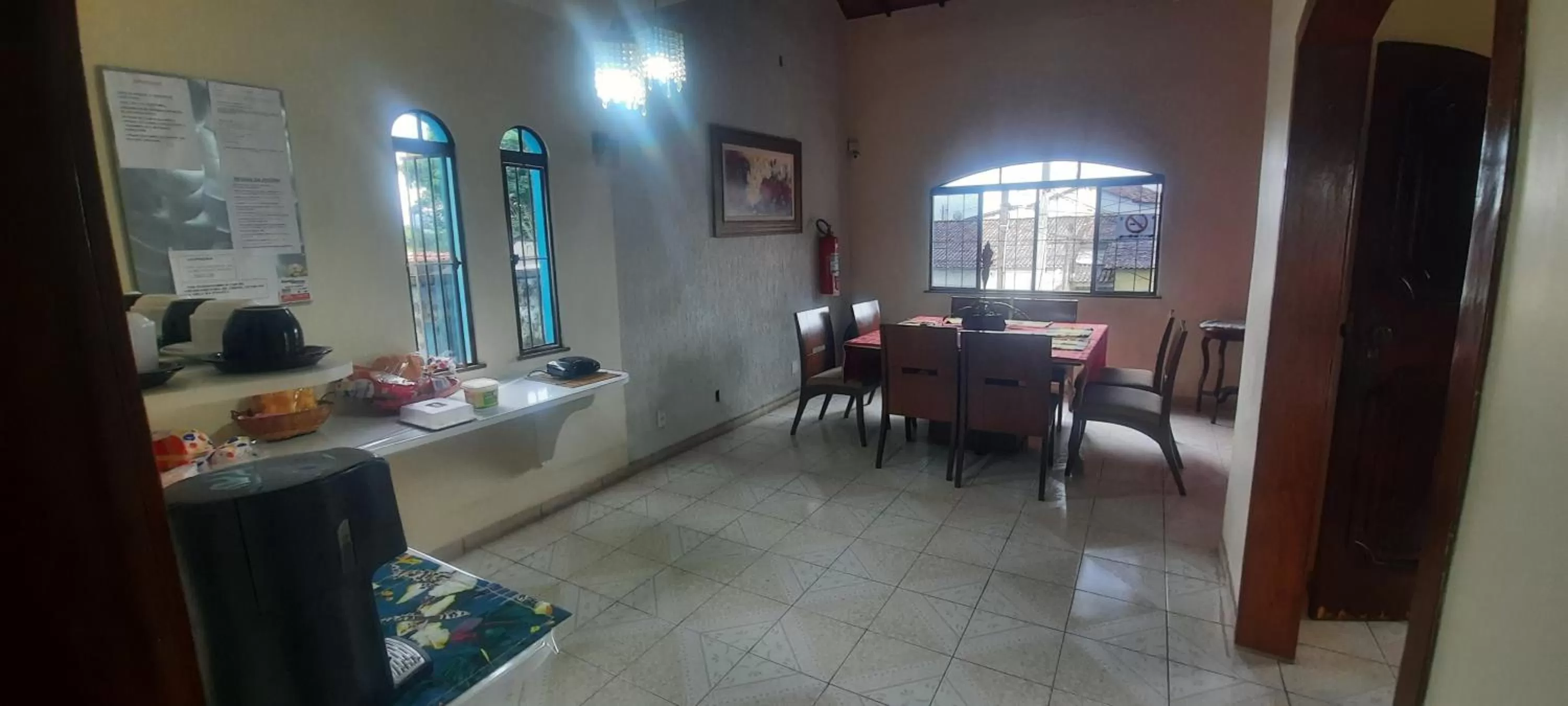 Dining area in Pousada Casa Familia