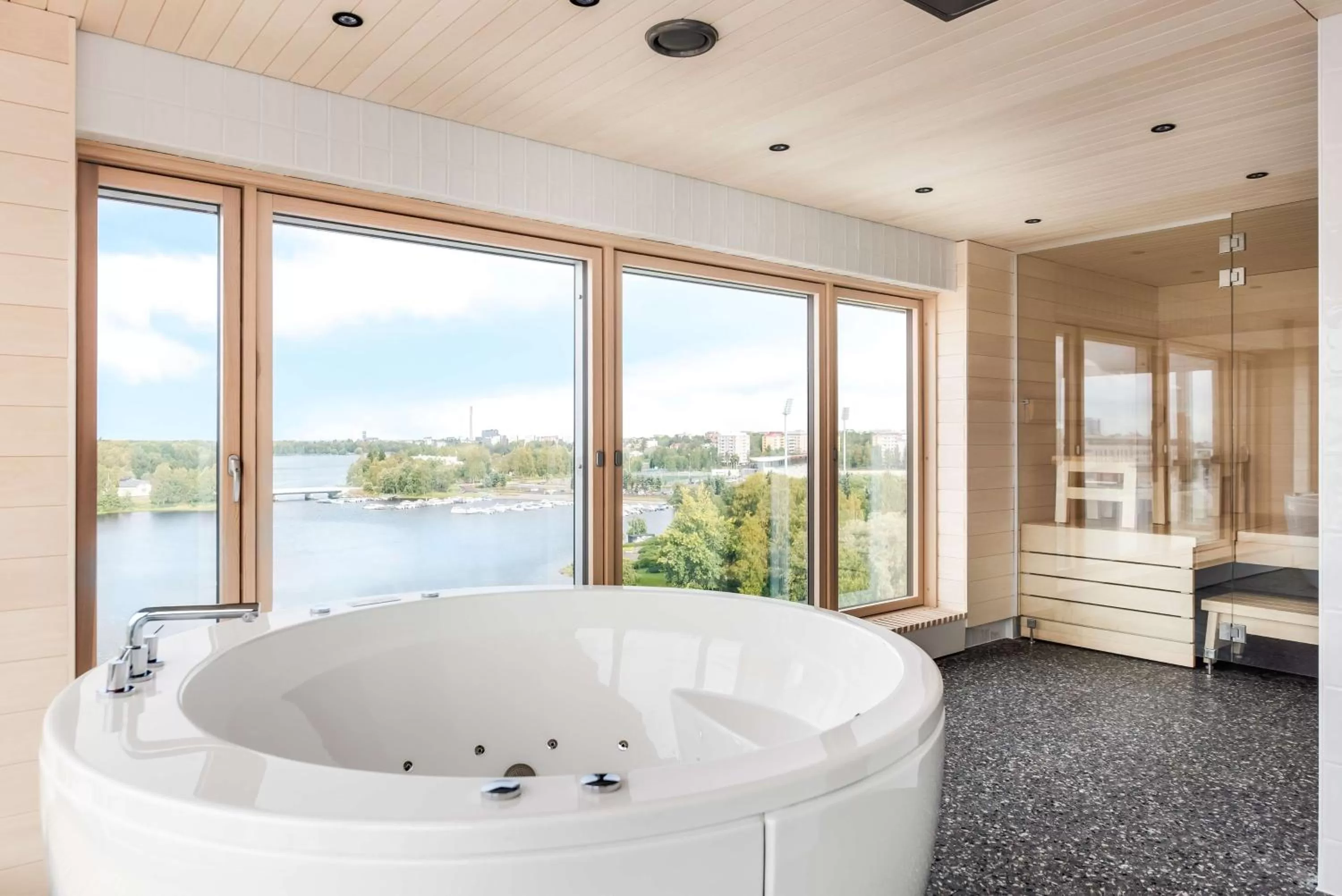 Bathroom in Radisson Blu Hotel, Oulu