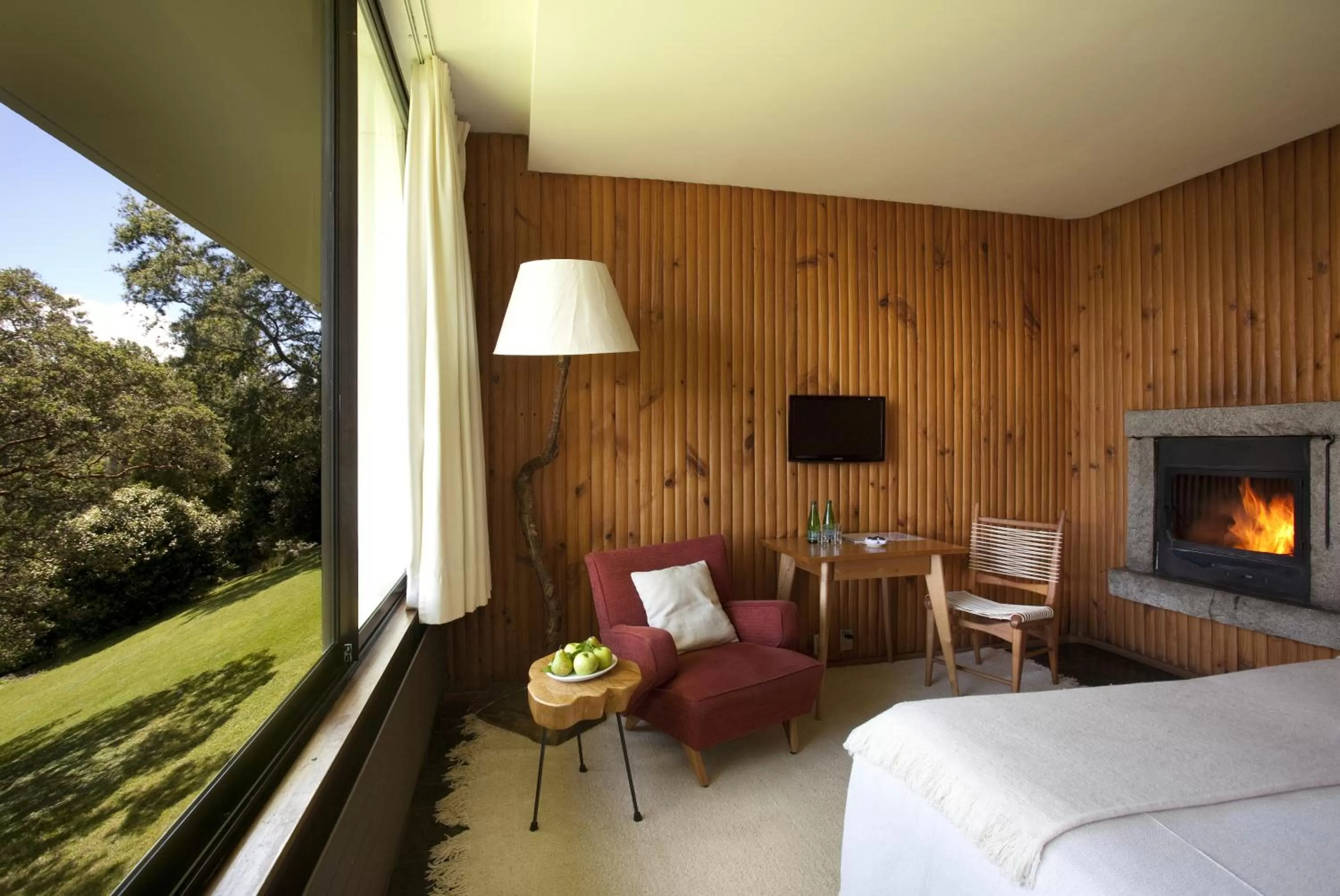 Bedroom, Seating Area in Hotel Antumalal
