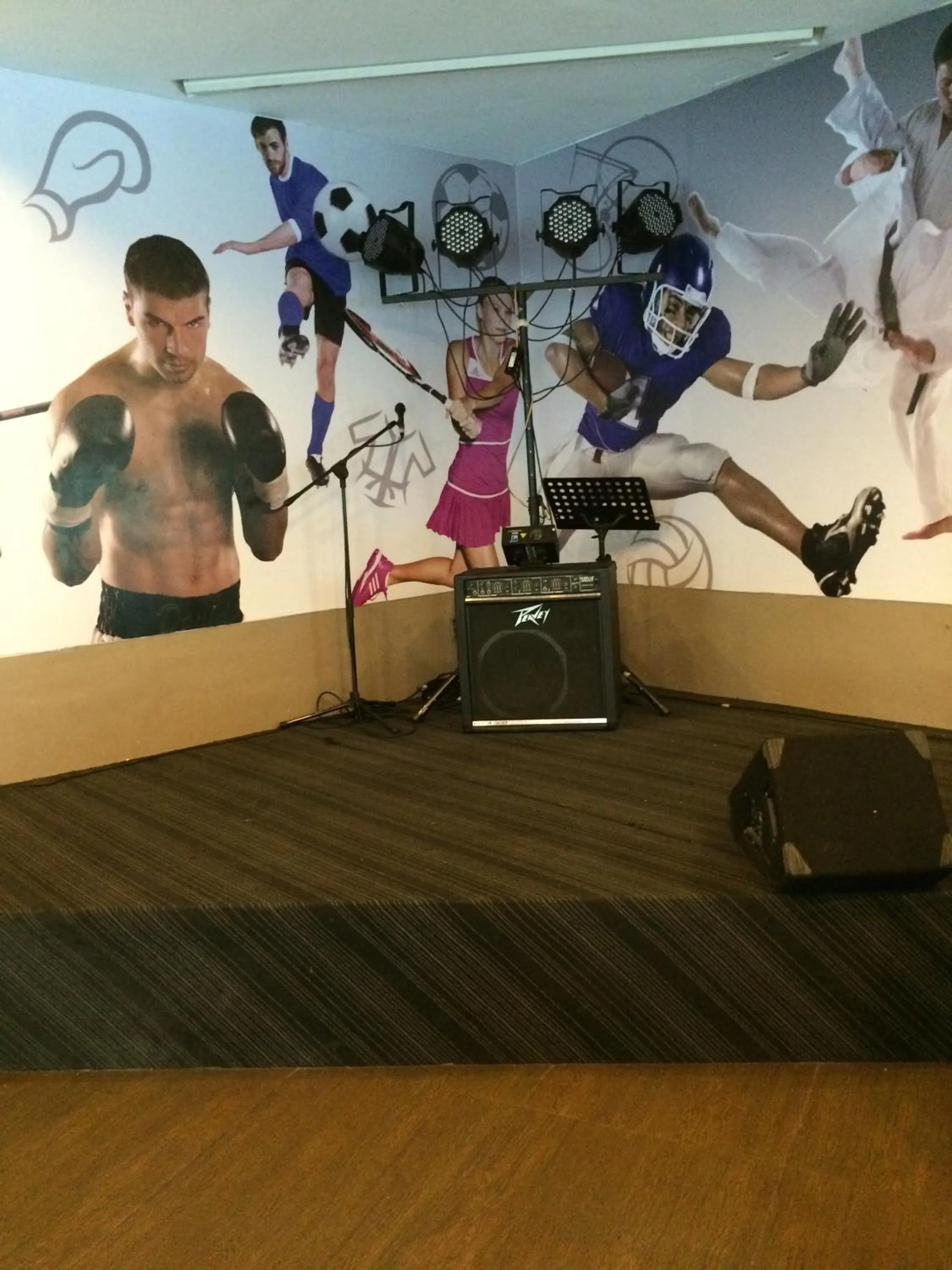 Lounge or bar in El Cielito Inn - Sta. Rosa