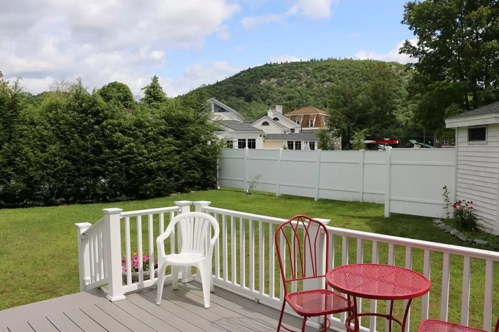 Balcony/Terrace in The Bond 1786 Inn