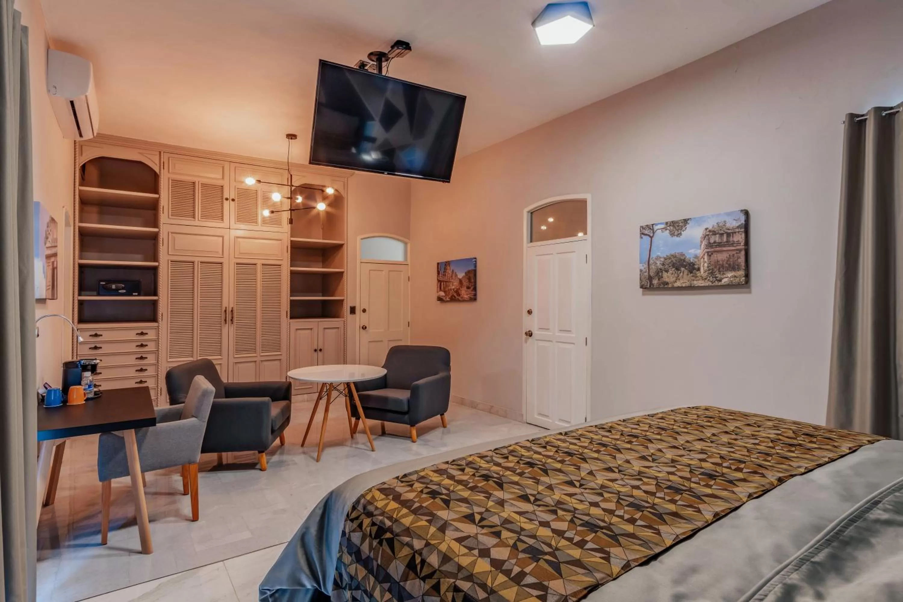 Bedroom in Chanpaal Hotel Boutique - Only Adults