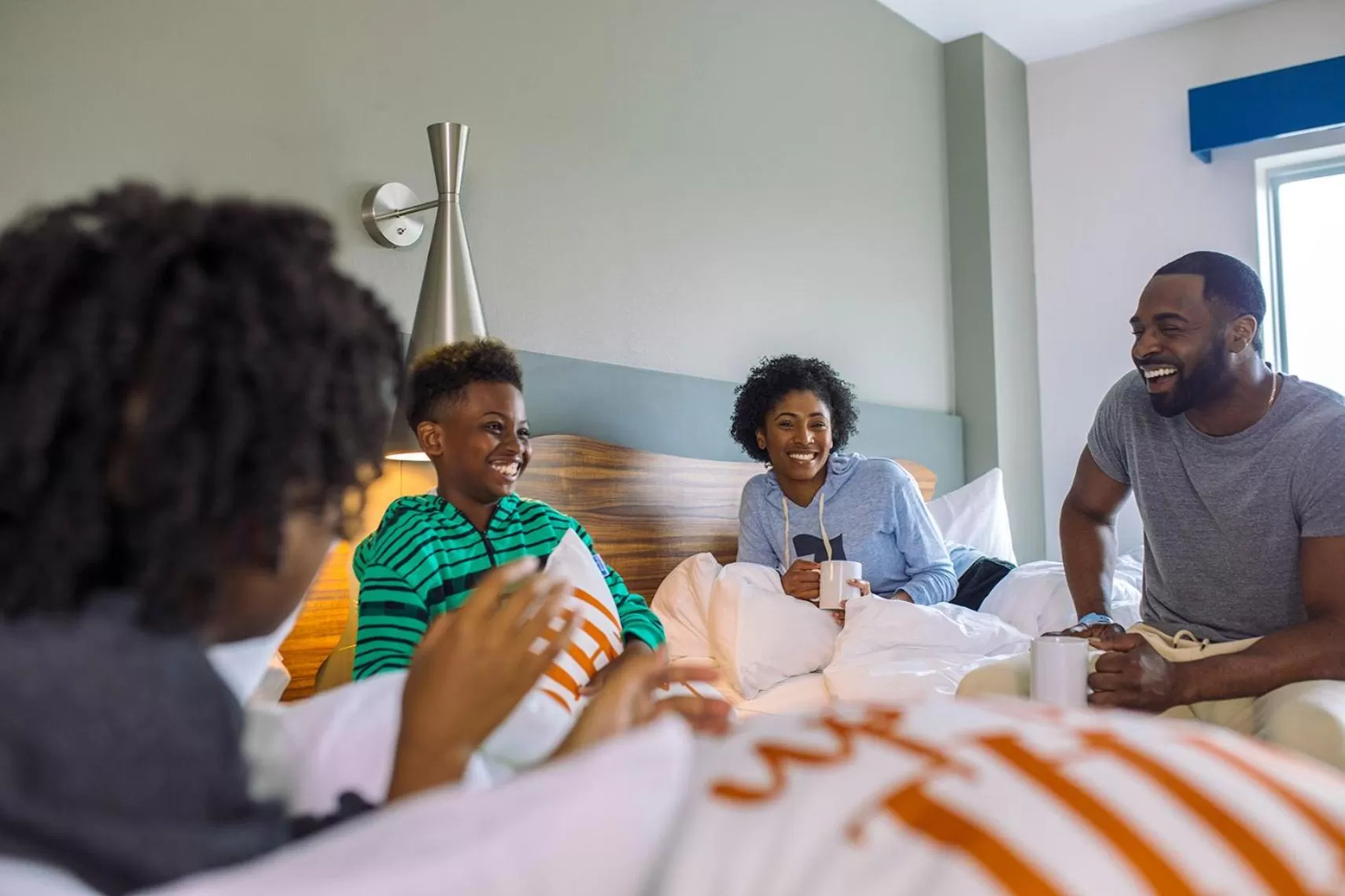 People, Bed in The Kartrite Resort and Indoor Waterpark