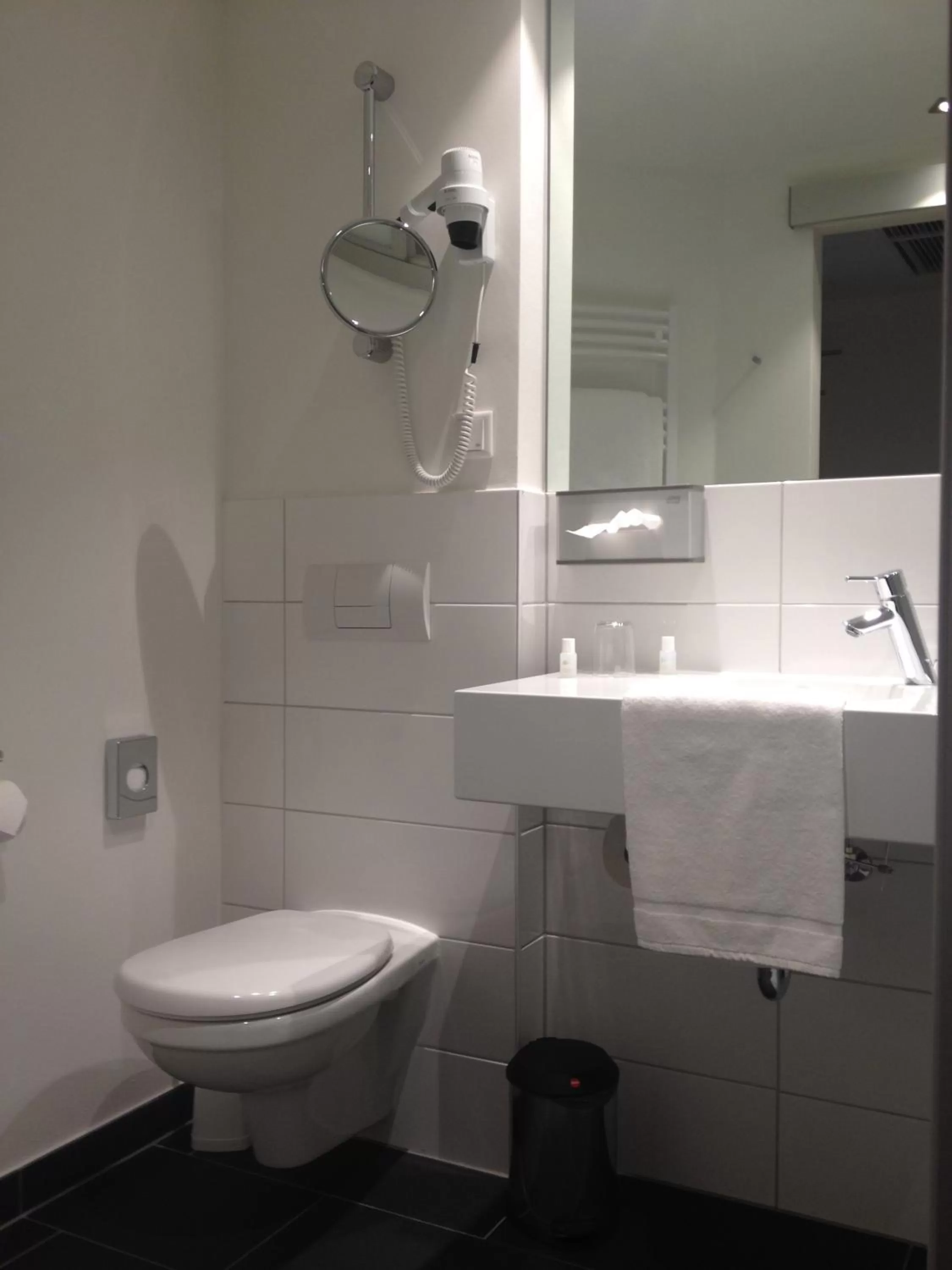 Bathroom in Ardey Hotel