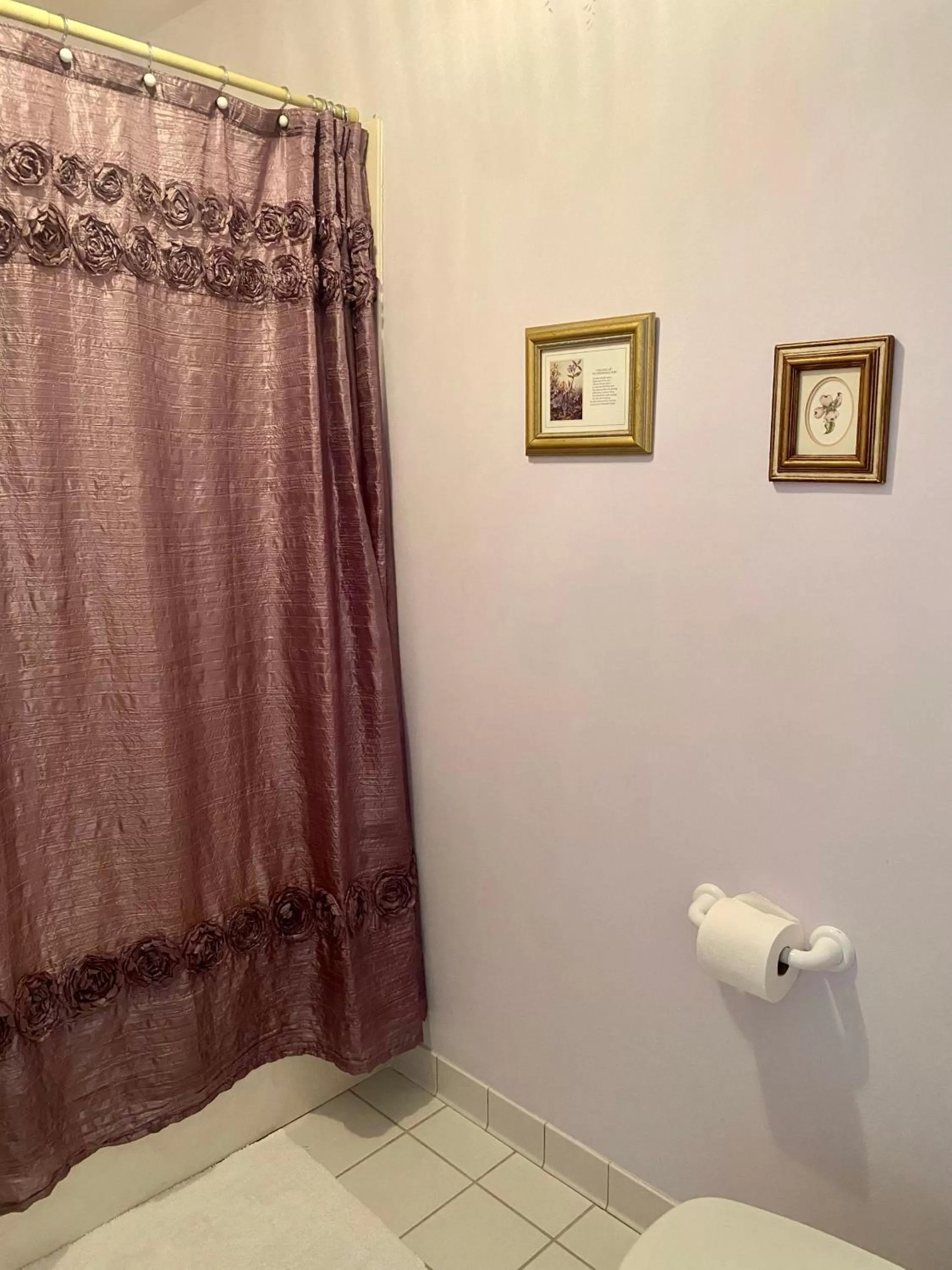 Bathroom in The Cypress Inn