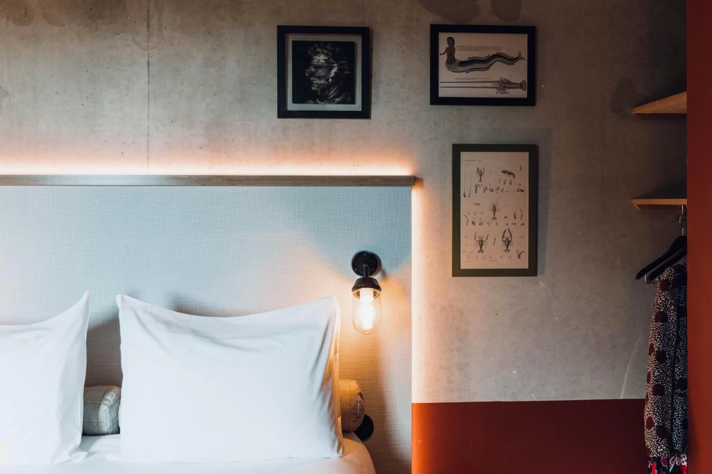 Bed in greet Hotel La Rochelle Centre