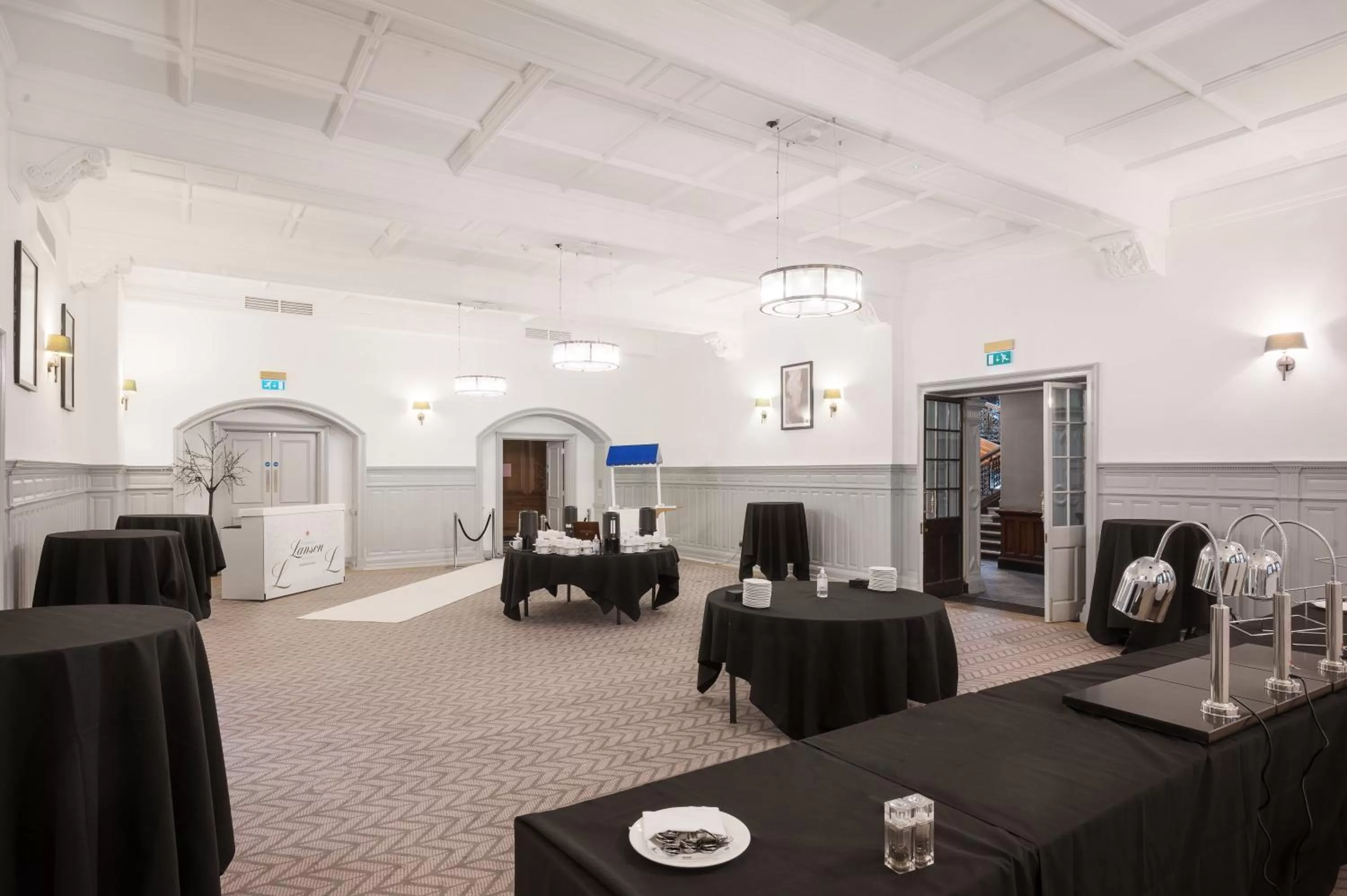 Meeting/conference room in voco Grand Central Glasgow by IHG