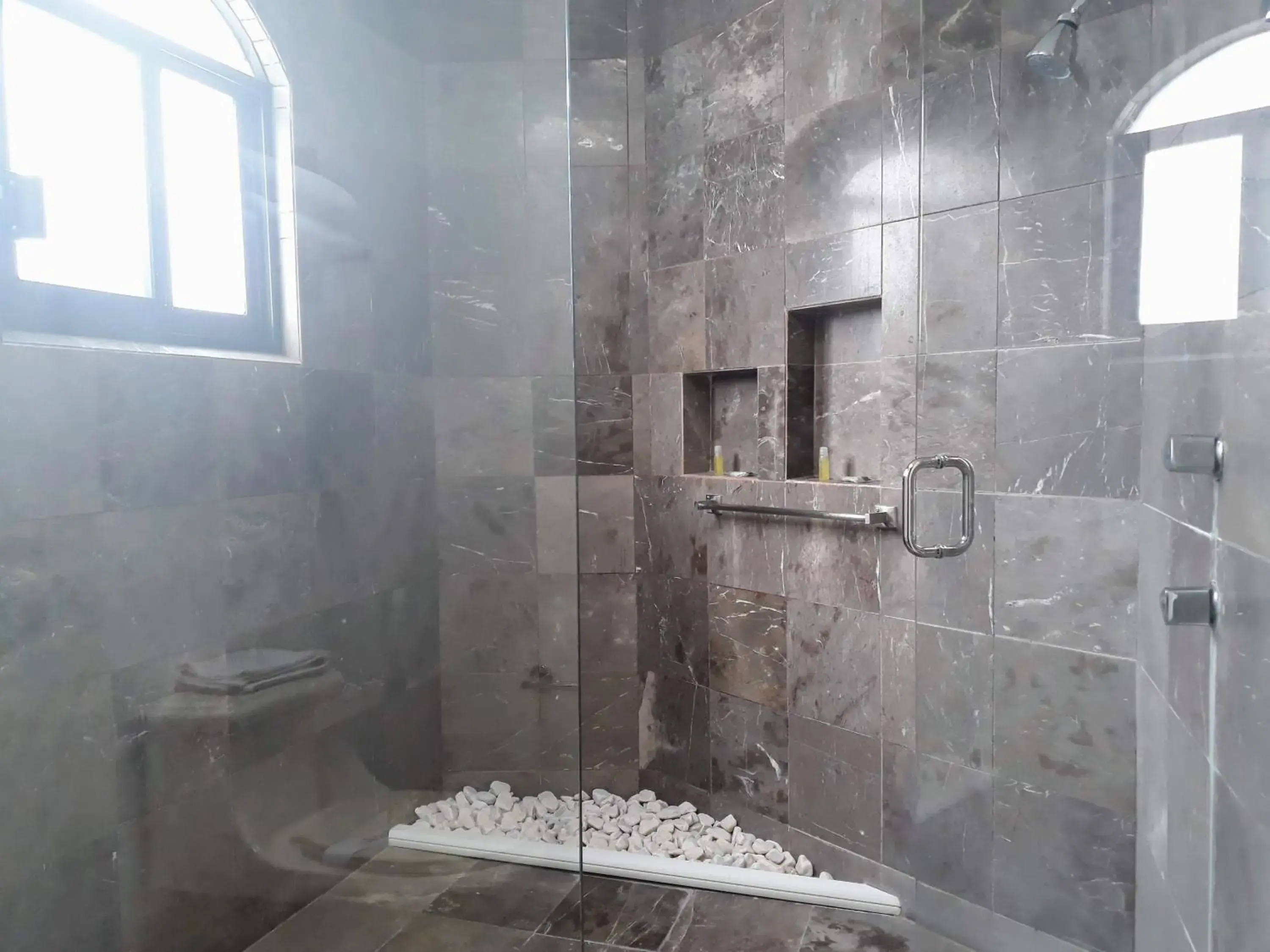 Deluxe Suite with Spa Bath in Hotel Del Parque Deluxe Suite with Spa Bath in Hotel Del Parque