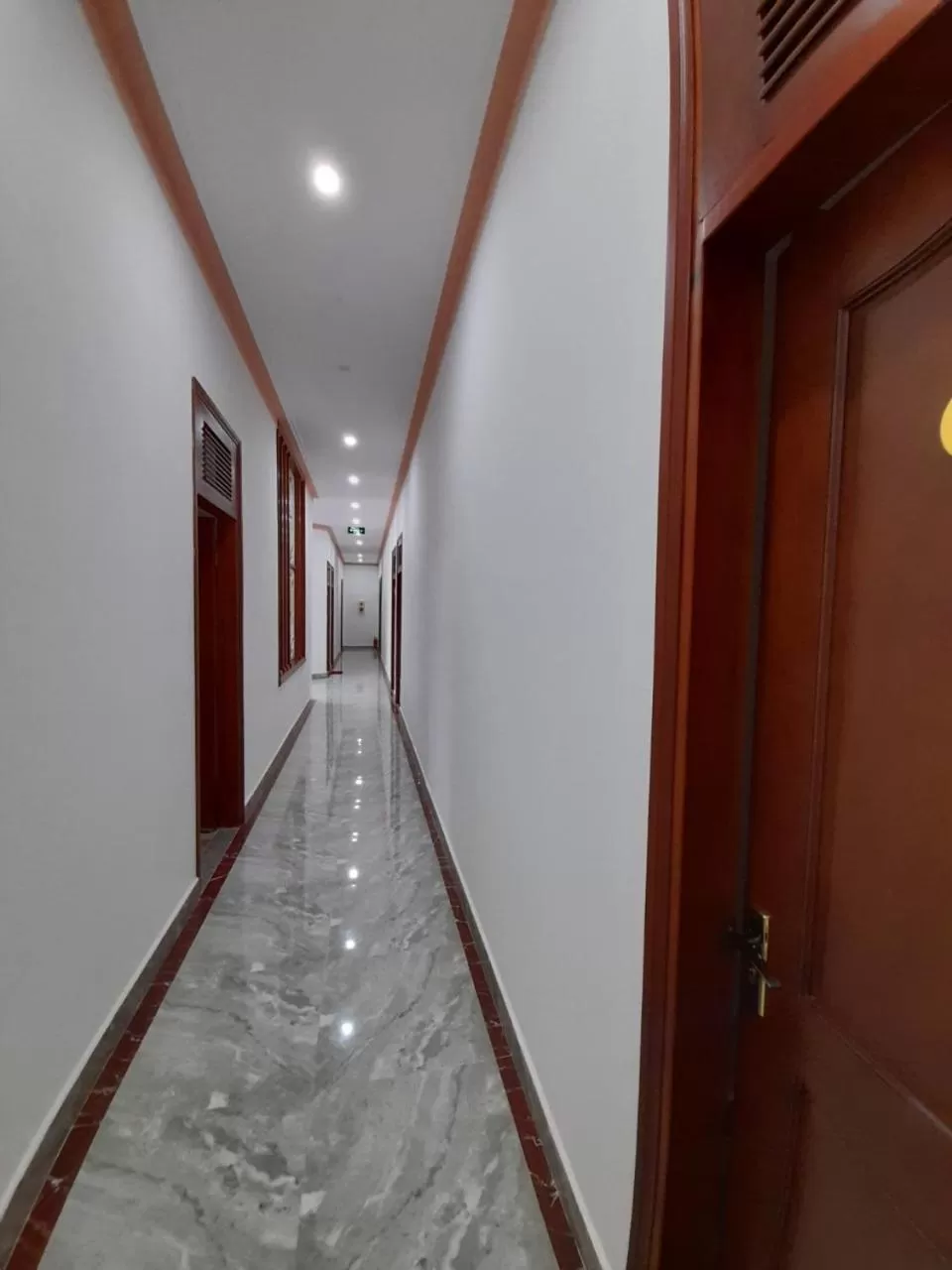 Khách sạn Nguyên Long