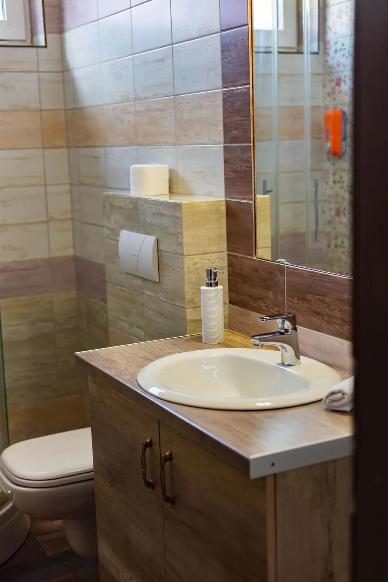 Bathroom in Maya Panzio