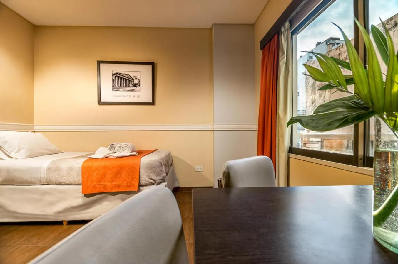 Bedroom in Up Viamonte Hotel