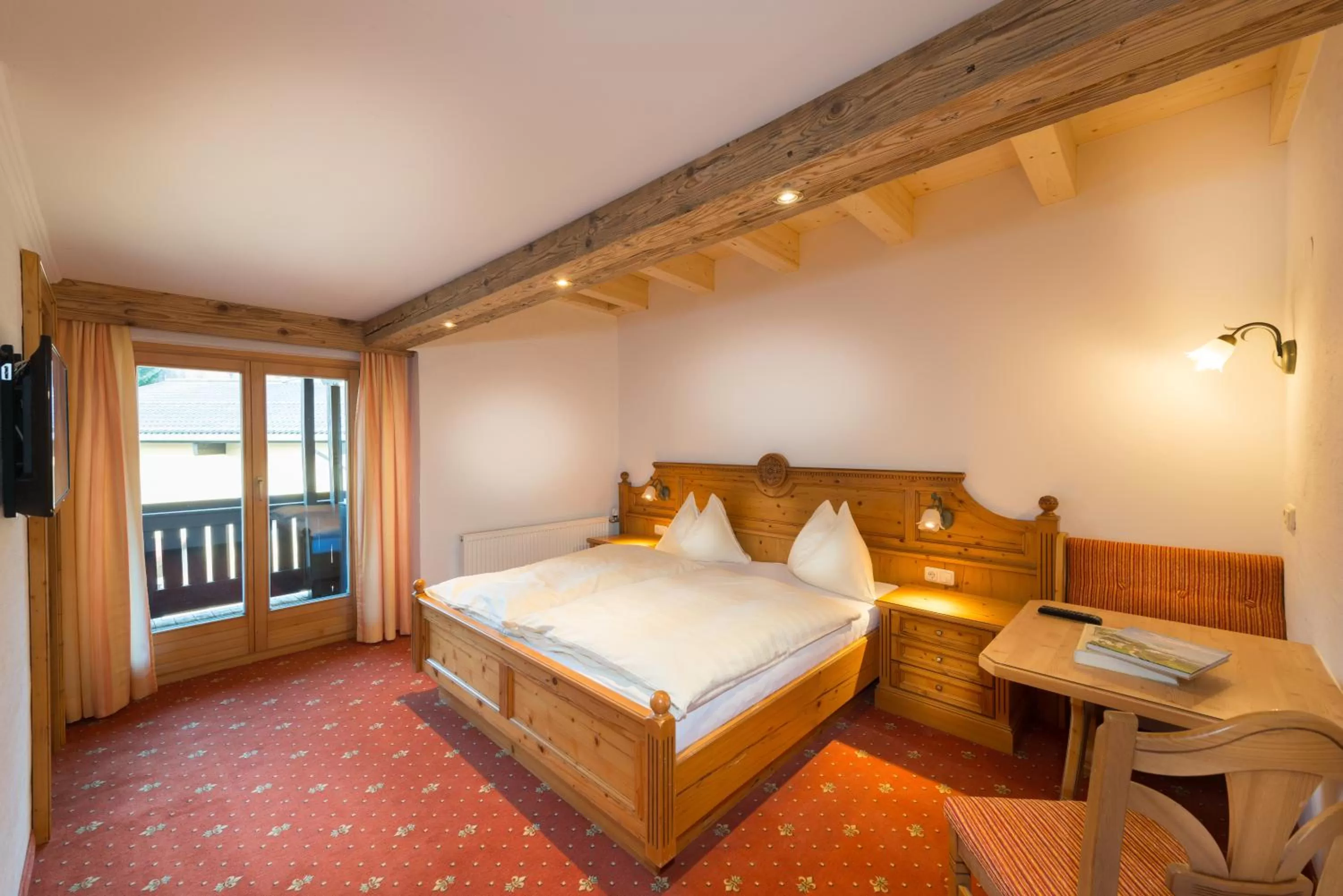 Bedroom, Bed in Hotel Quehenberger