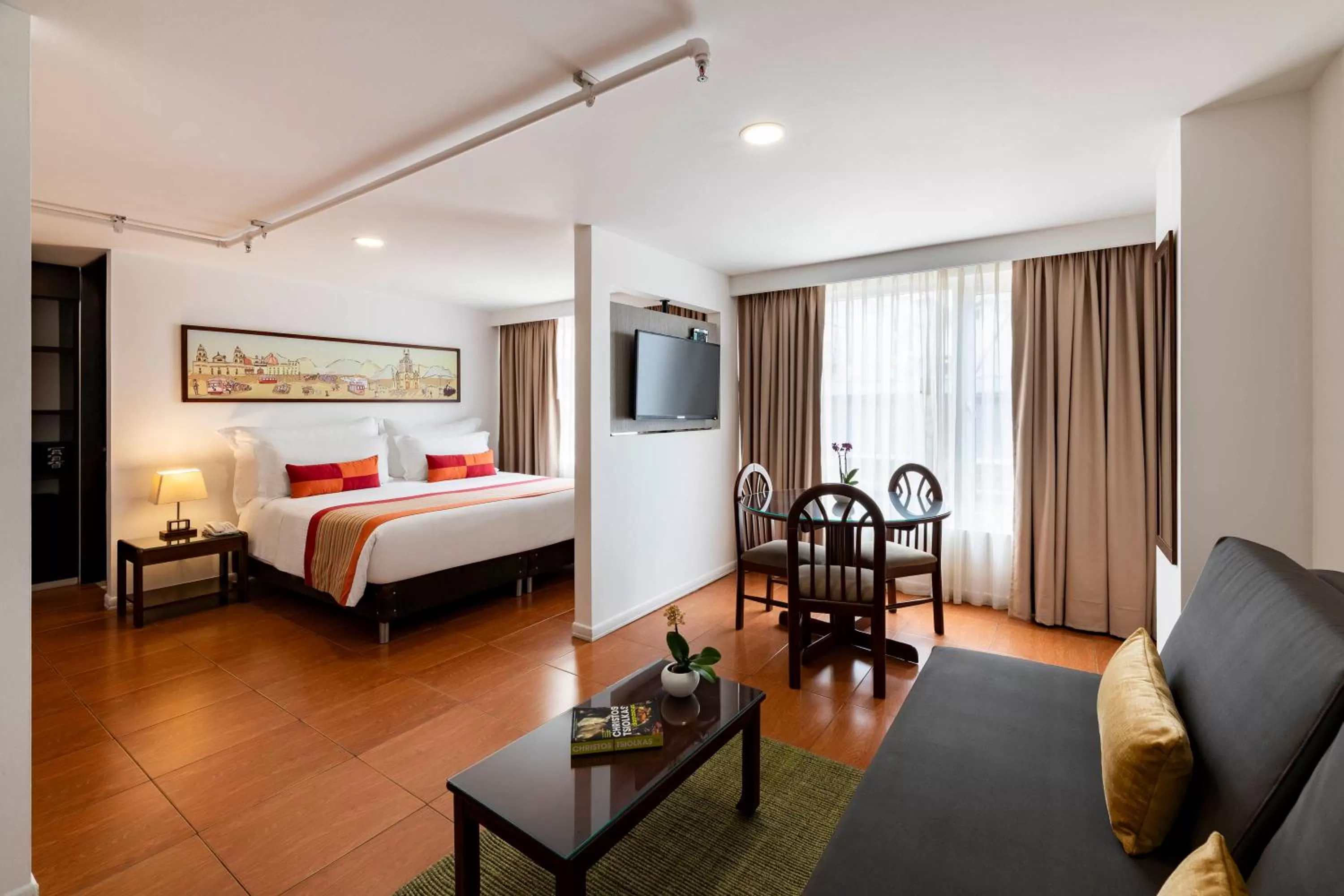 Seating area, Bed in Hotel Vilar América