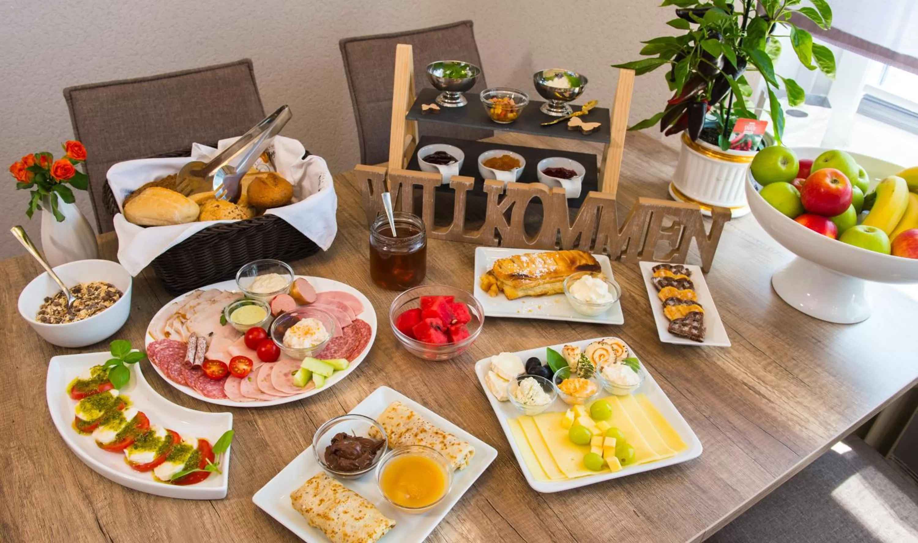 Breakfast in Hotel Garni am Eckernweg