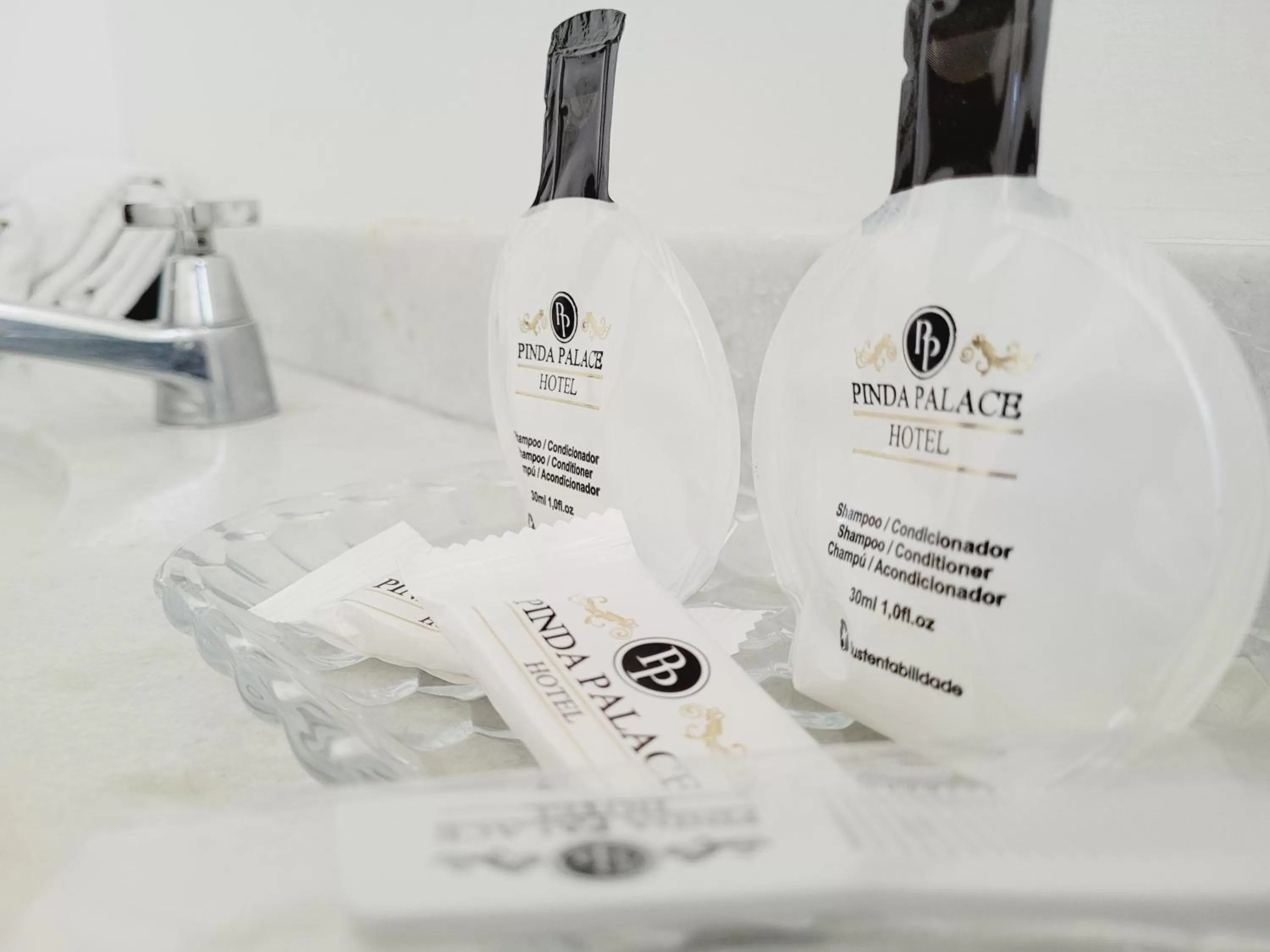 Bathroom in Pinda Palace Hotel