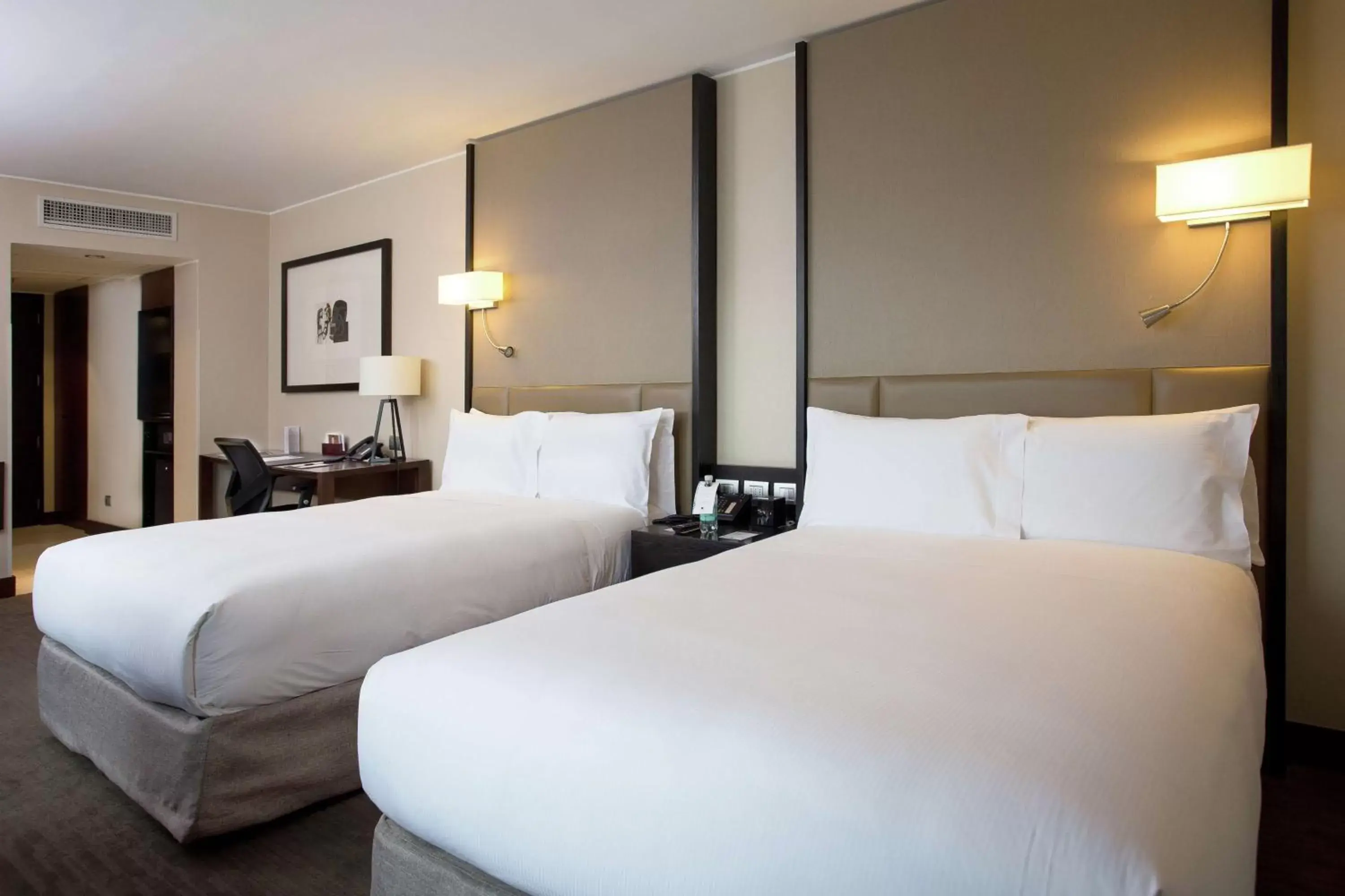 Double Room with Two Double Beds in DoubleTree by Hilton Santiago - Vitacura Double Room with Two Double Beds in DoubleTree by Hilton Santiago - Vitacura