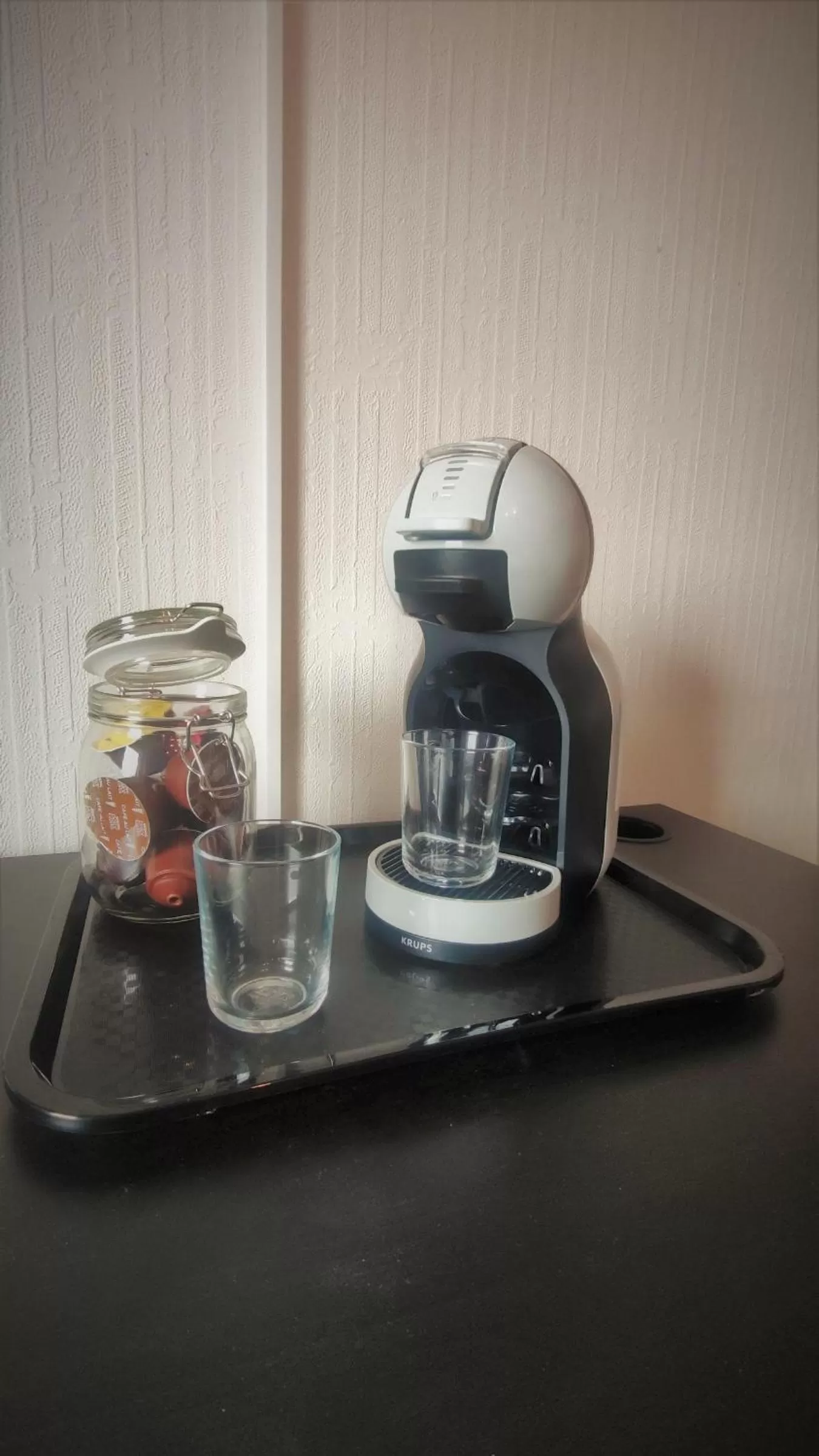 Coffee/tea facilities in Roastineer Hotel