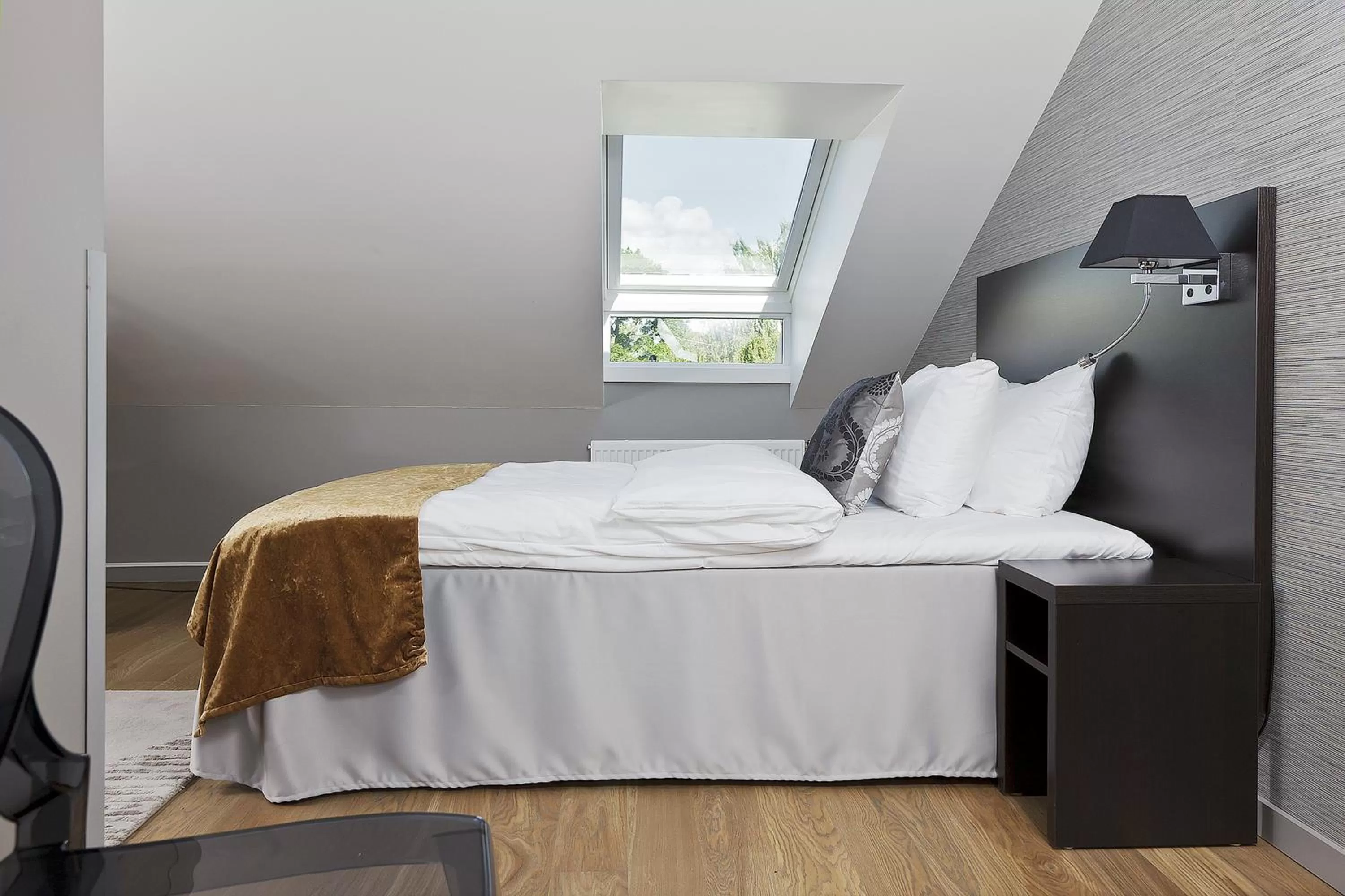 Bed in Saga Hotel Oslo, WorldHotels Crafted