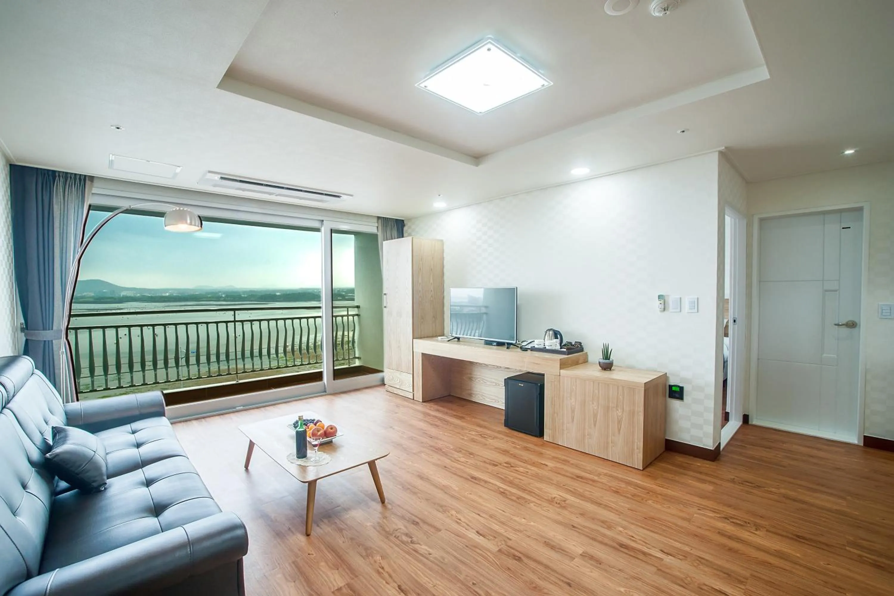 Shower in Breeze Bay Hotel