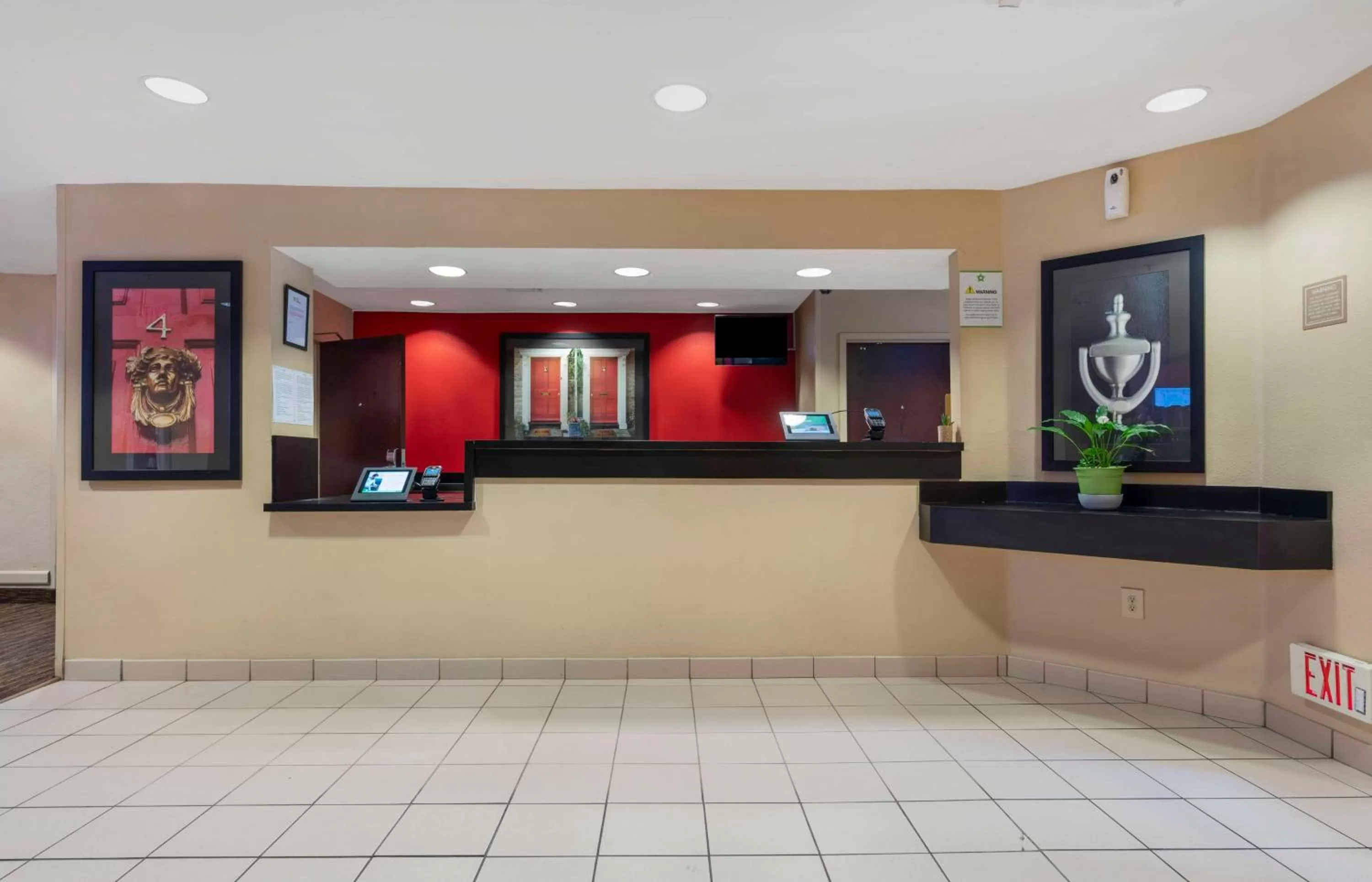 Lobby or reception in Extended Stay America Suites - Stockton - March Lane