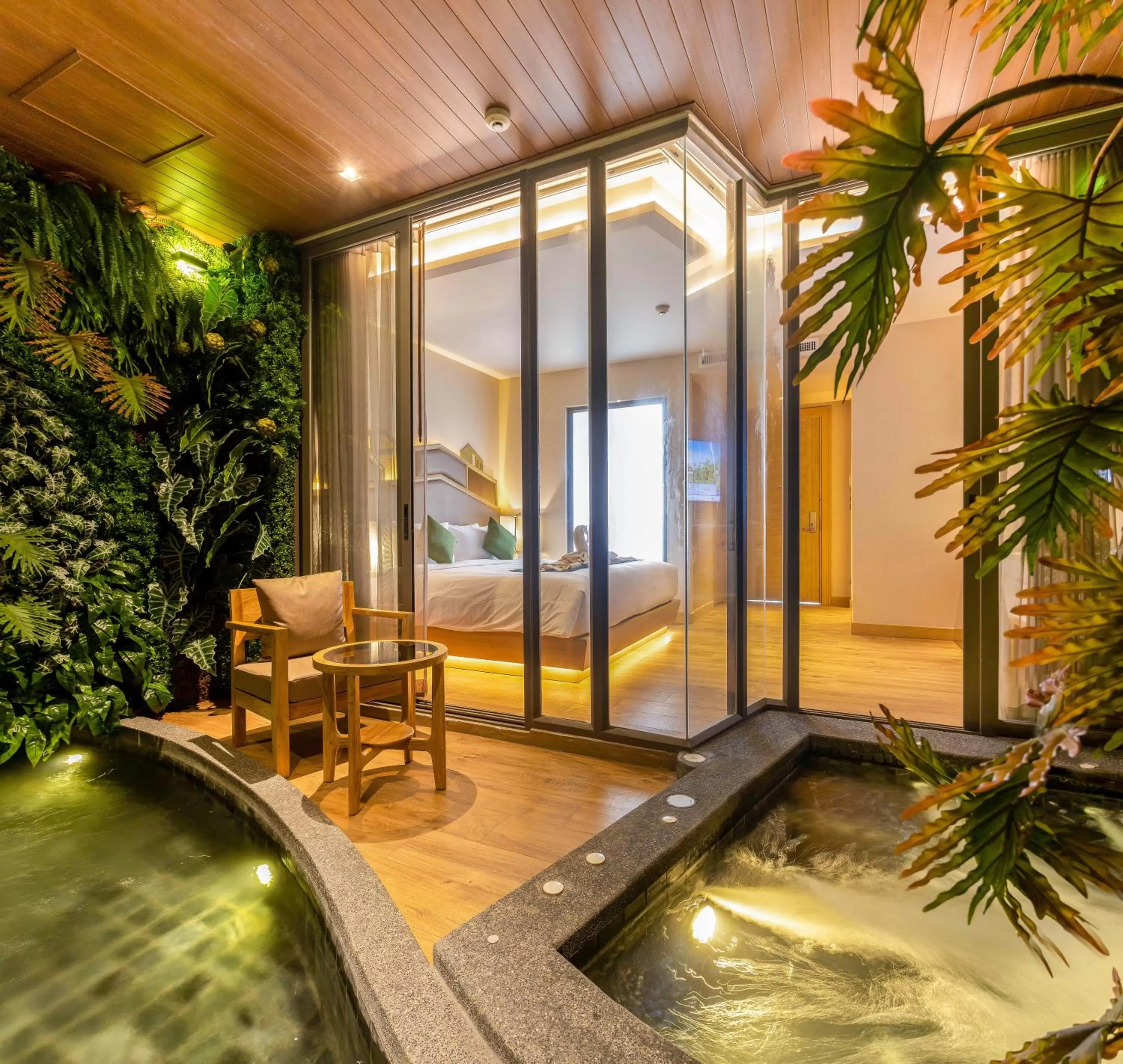 Hot Tub in W1Bangkoknoi Hotel