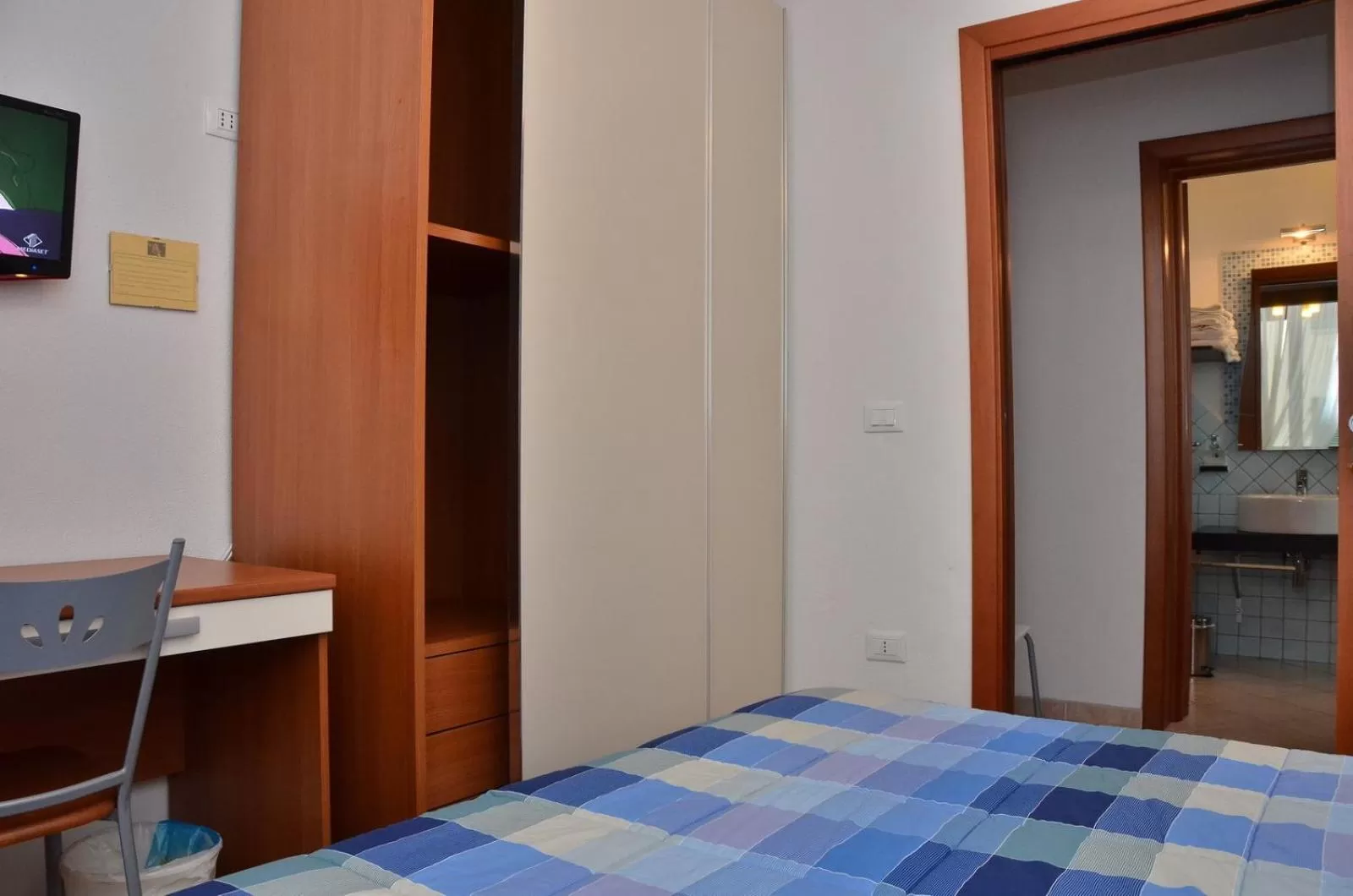 Bed in Domo - Guest-House Il Nespolo Fiorito