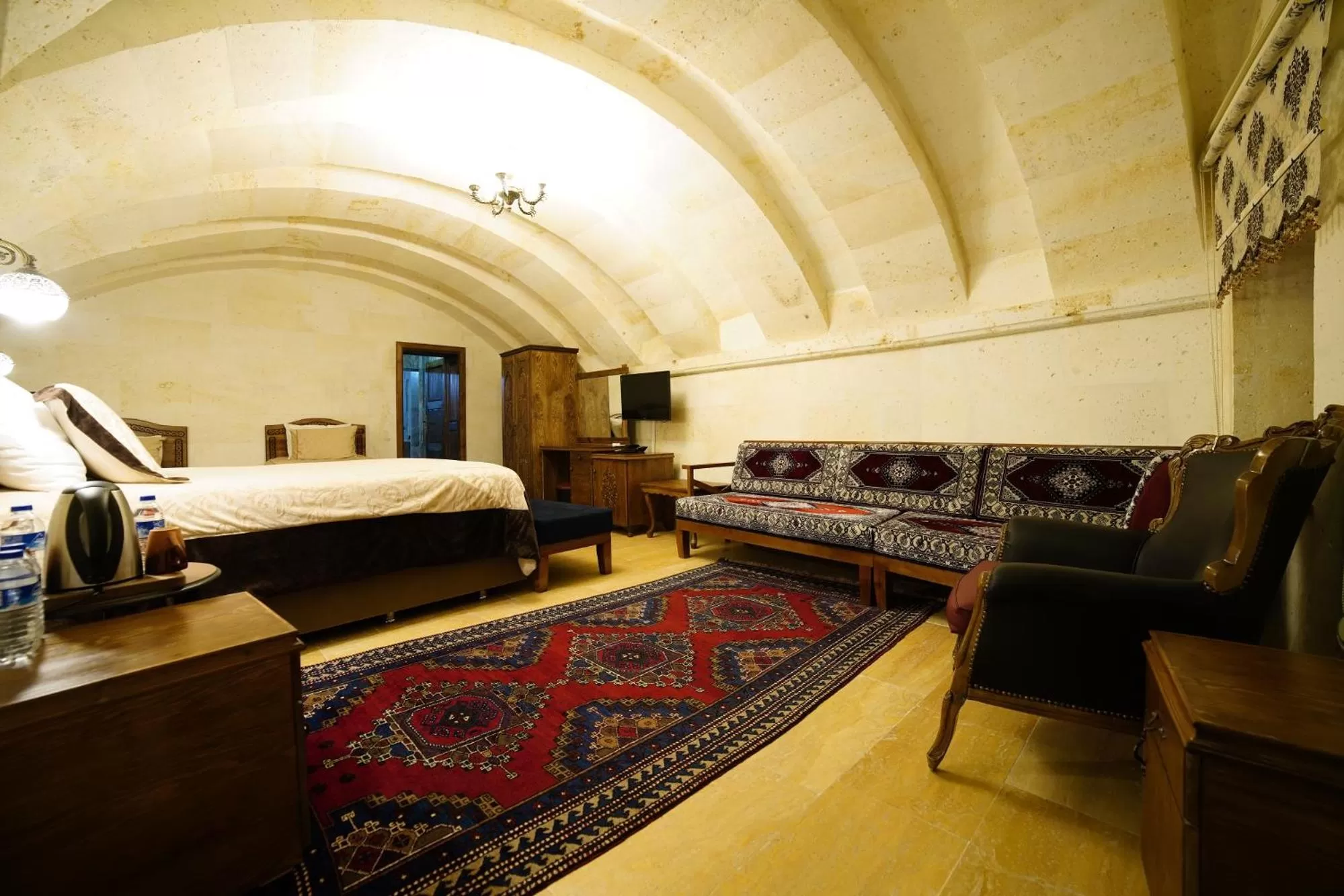TV and multimedia, Bed in Lucky Cave Hotel Cappadocia