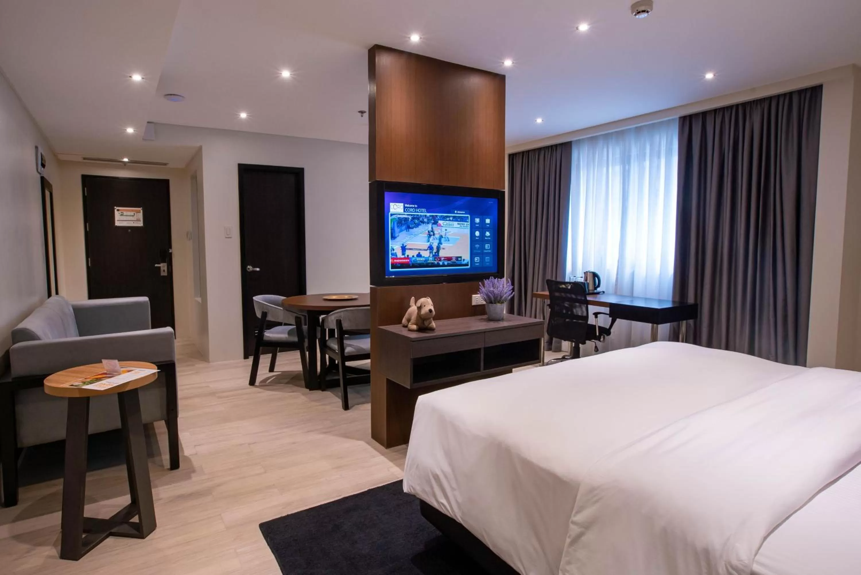 TV and multimedia, Bed in Coro Hotel